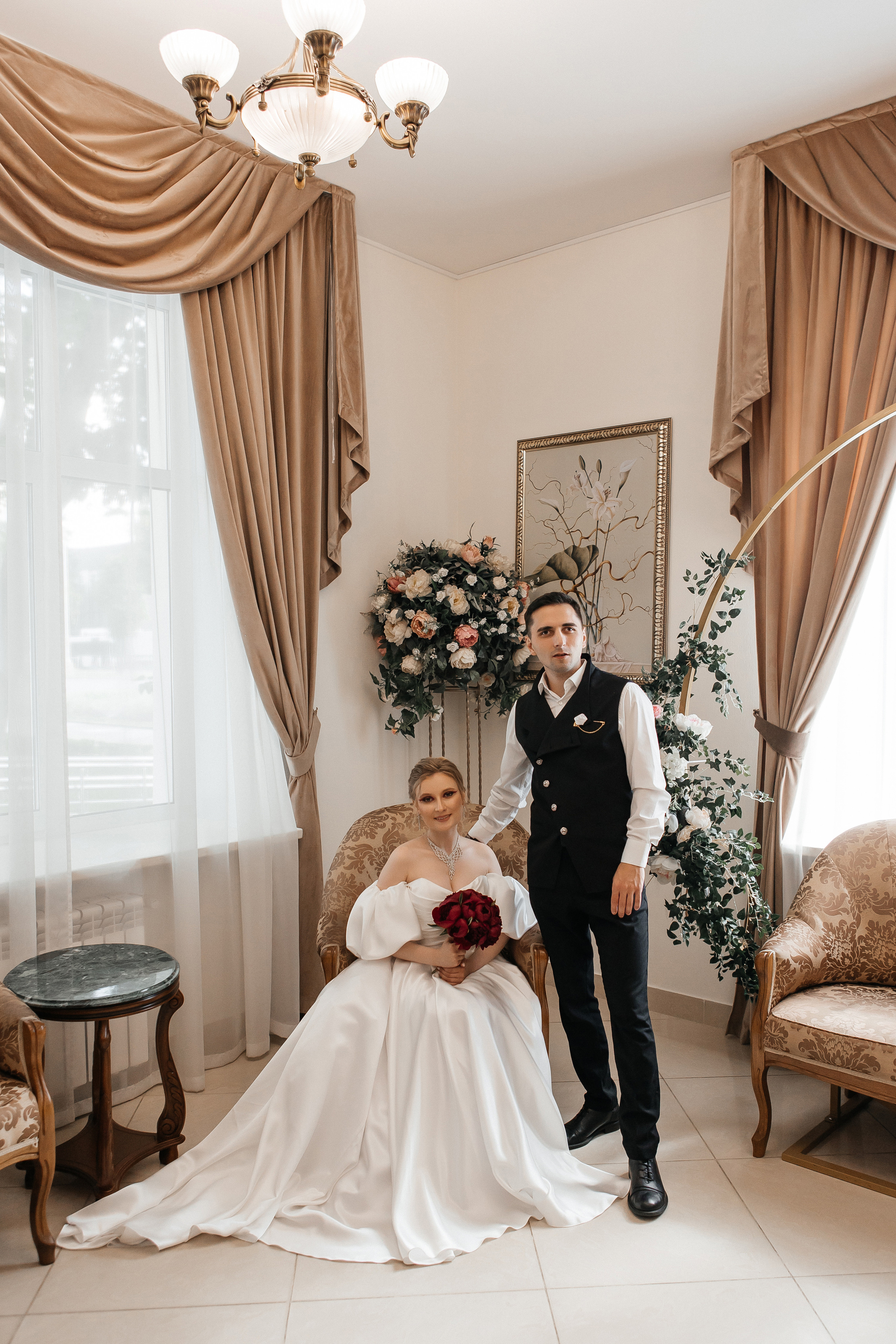 Регистрация брака во Дворце бракосочетания на ВДНХ. Свадебный фотограф в Москве Дарья Олендарёва