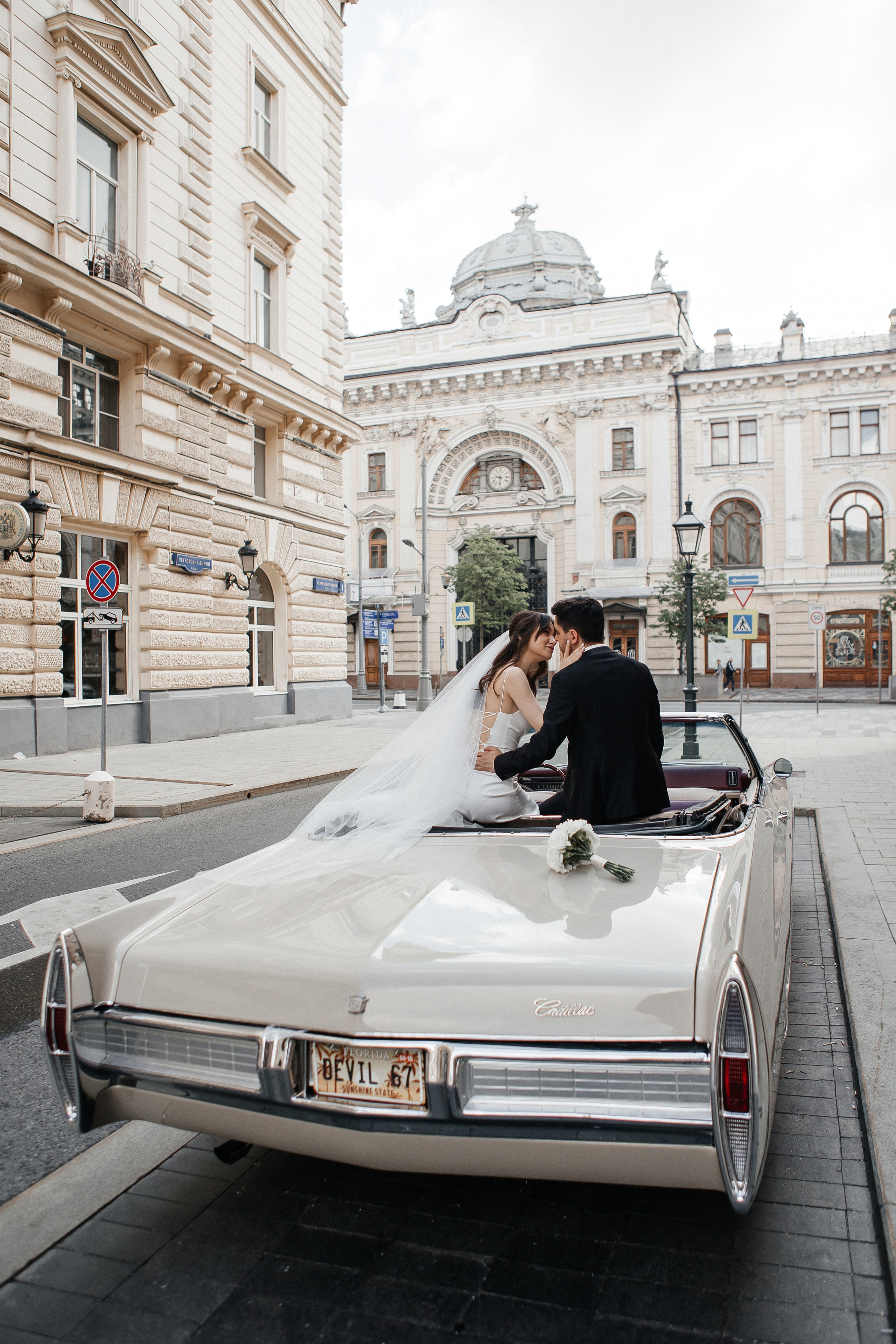 Лавстори с кабриолетом