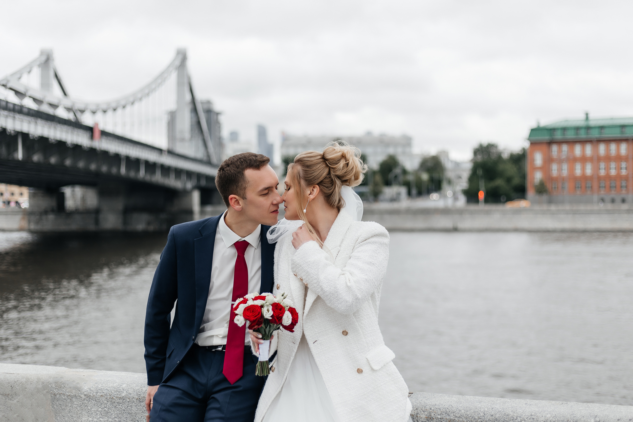 Свадебная прогулка в парке Горького