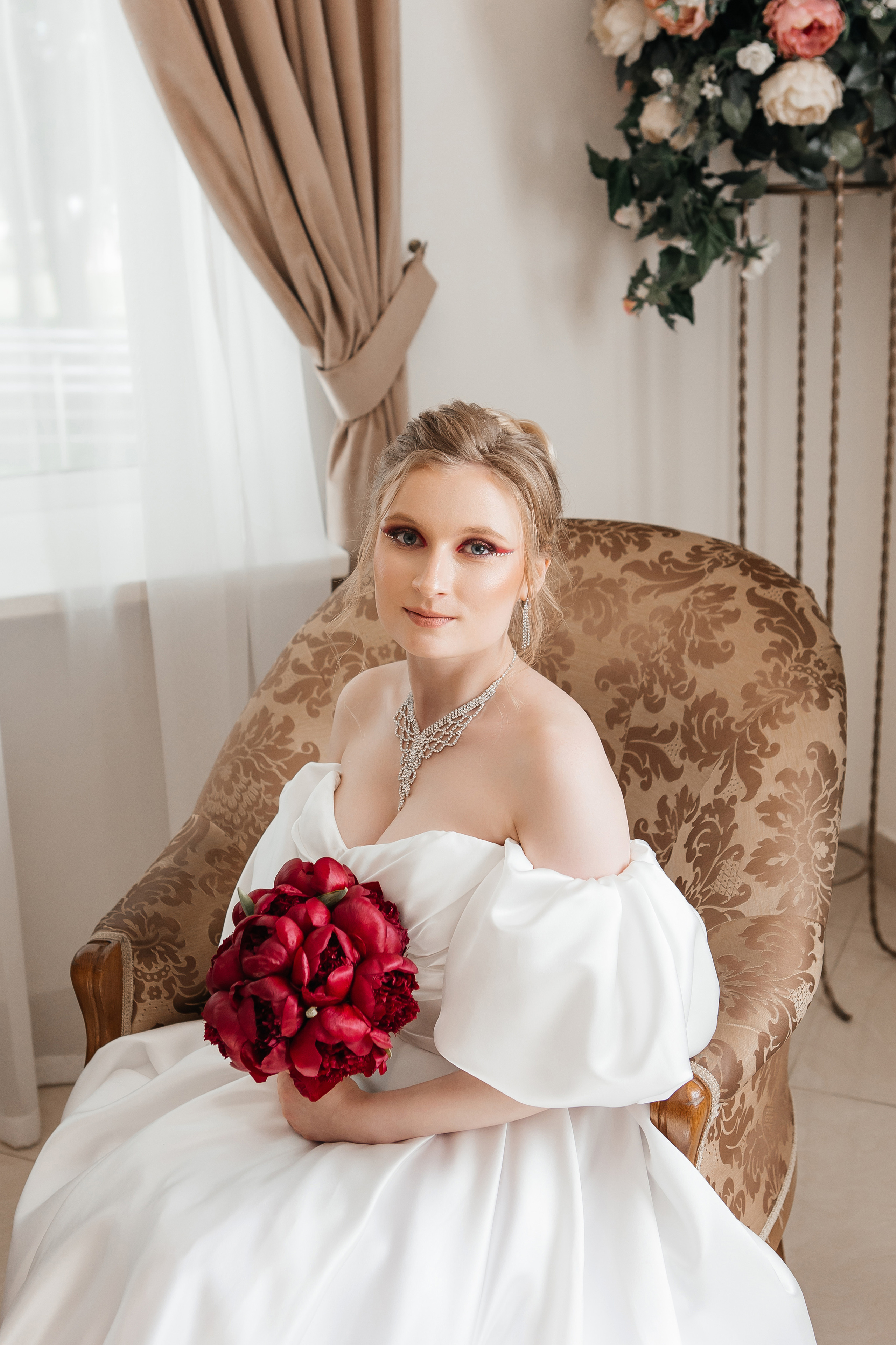 Регистрация брака во Дворце бракосочетания на ВДНХ. Свадебный фотограф в Москве Дарья Олендарёва