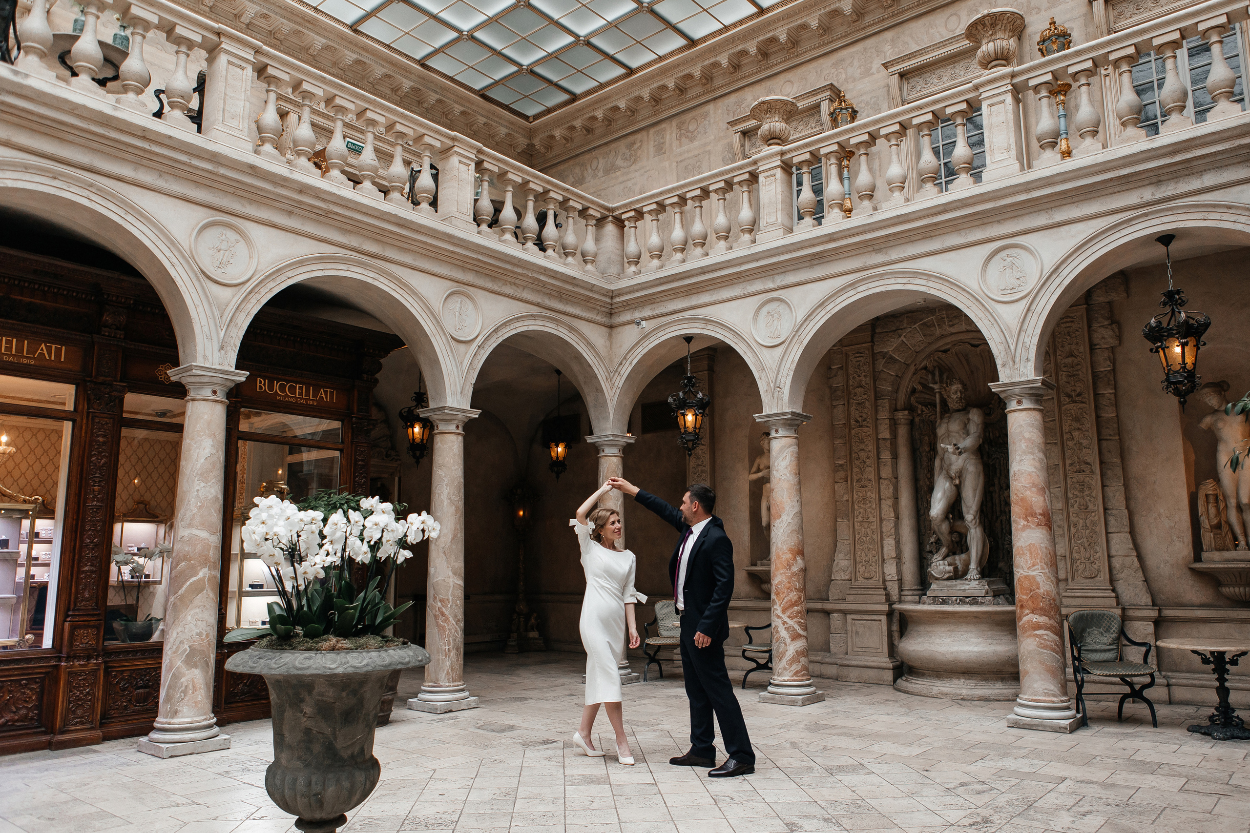 Свадебная фотосессия в ресторане Турандот