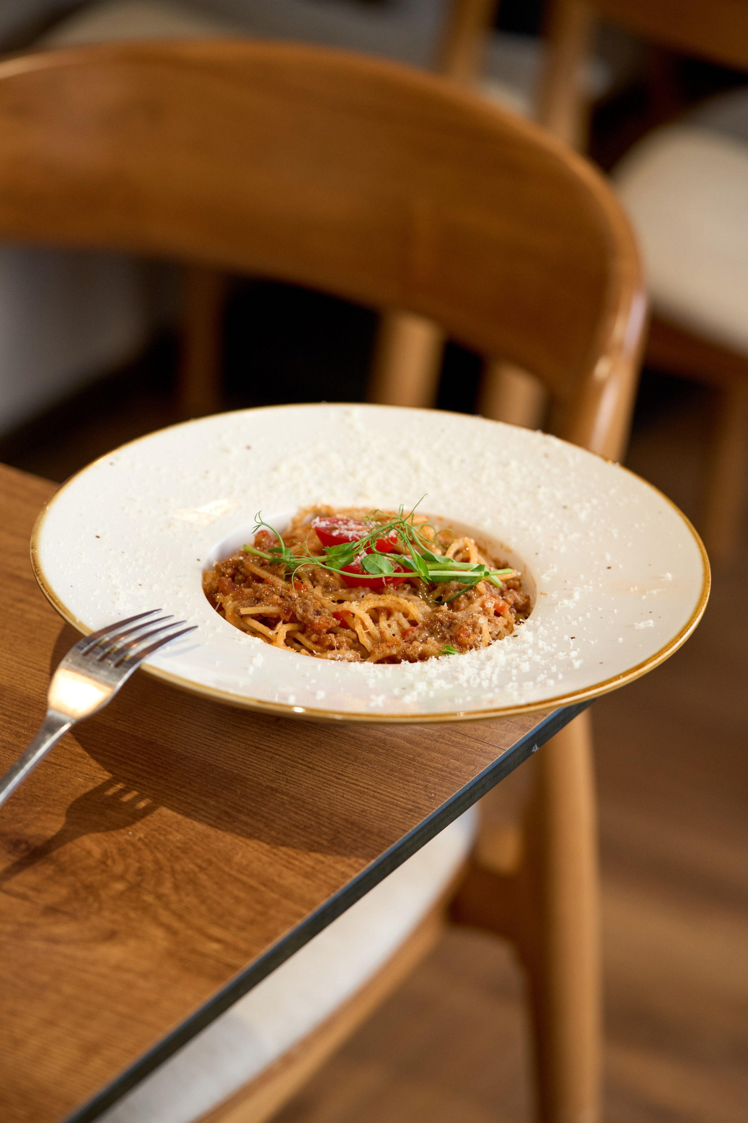 спагетти болоньезе в интерьере