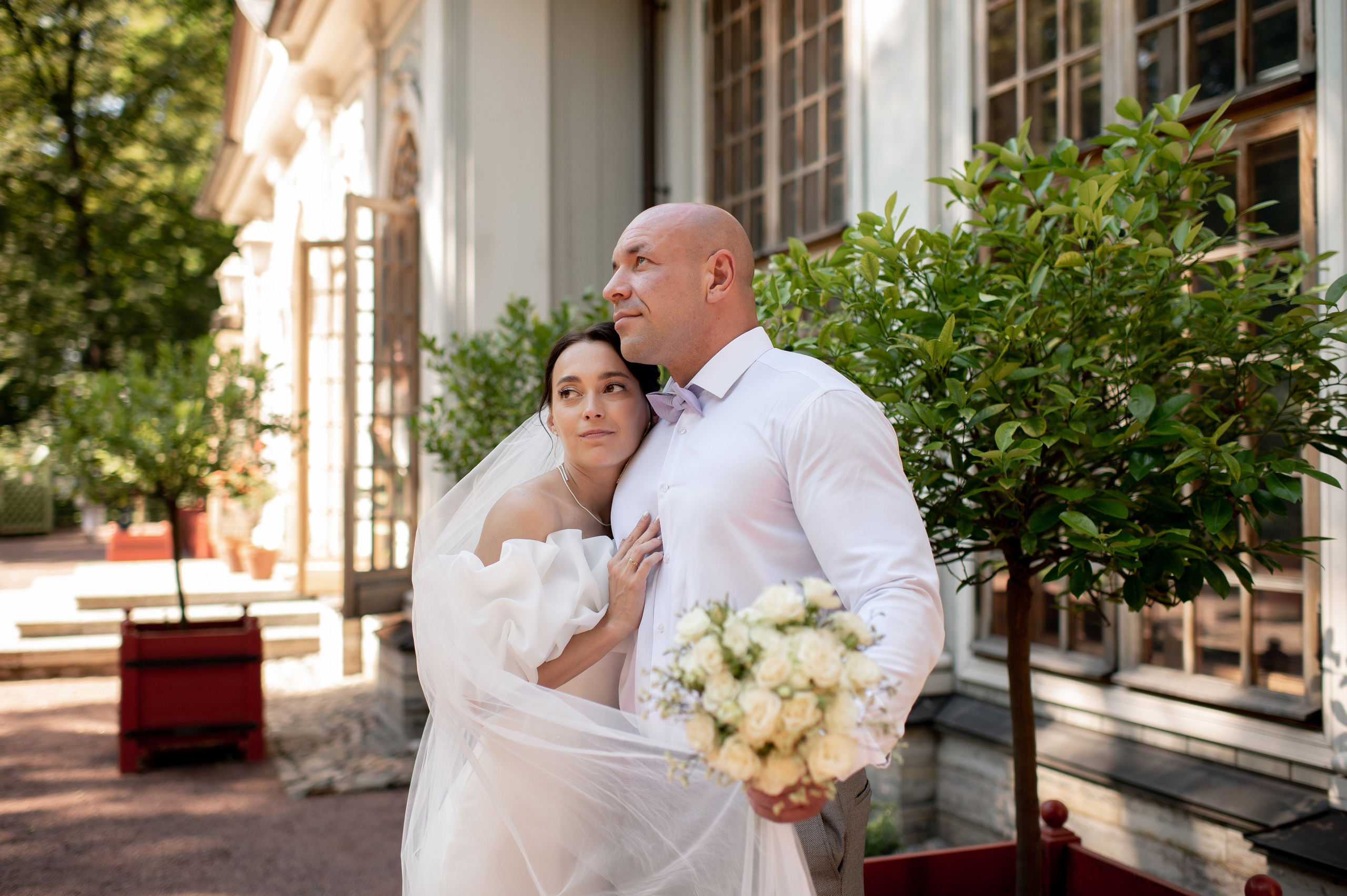 Летняя свадьба В Санкт-Петербурге и красивой выездной регистрацией Даши и Саши. Воздушная свадебная фотосессия в Петербурге. Портретный, семейный и свадебный фотограф в Санкт-Петербурге и в Пушкине Ширяев Денис