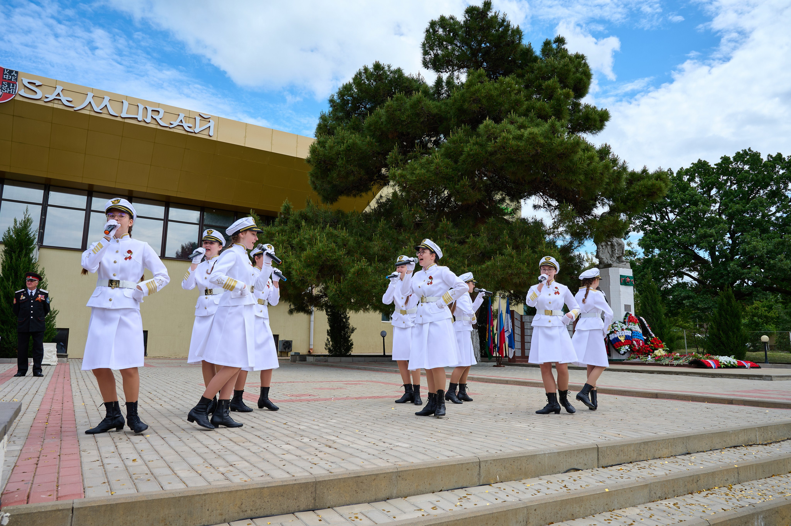 Митинг 9 мая. Жизнь курорта Кабардинка в фотографиях