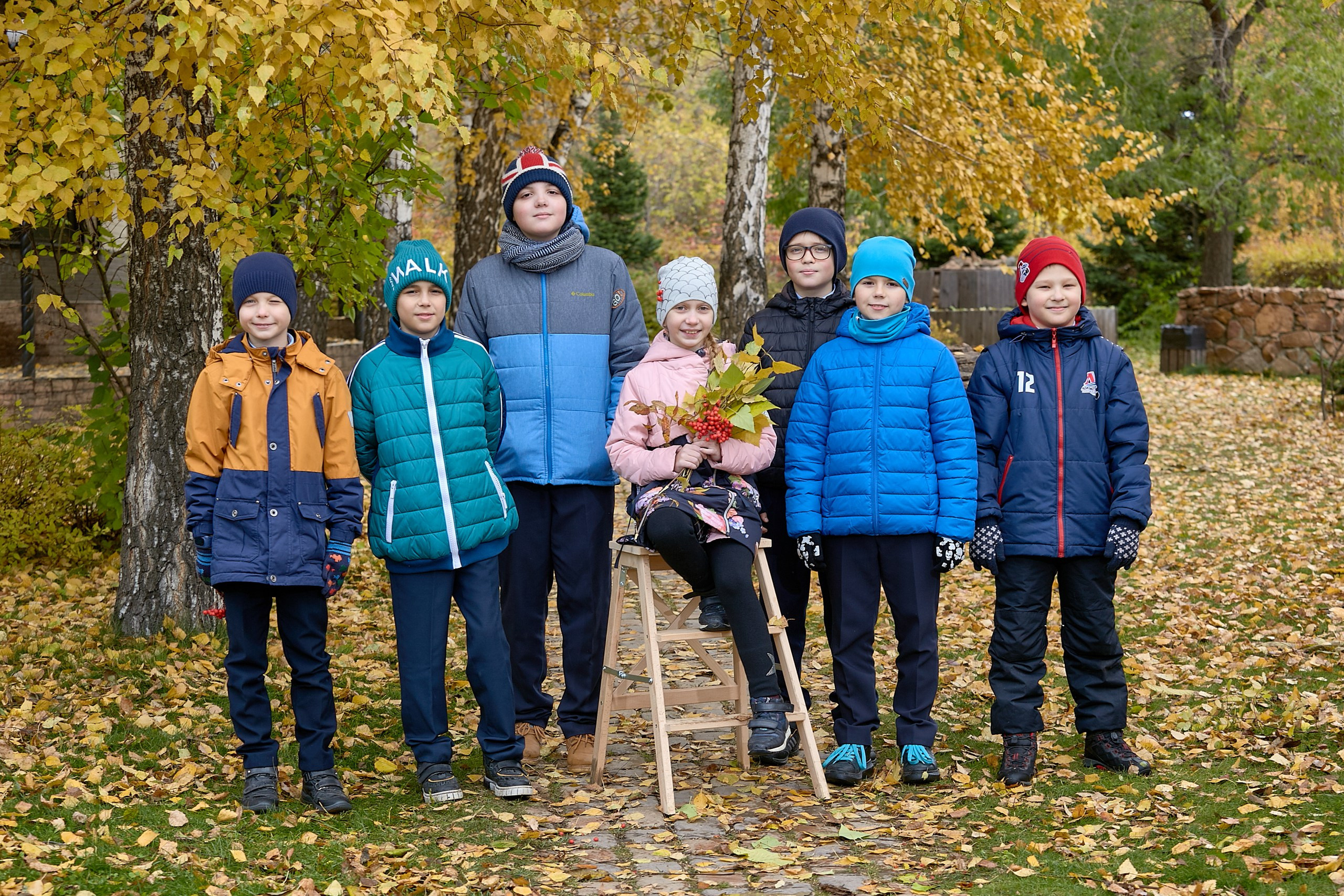 Школьная фотосессия на природе золотая осень. Выпускной альбом Новосибирск
