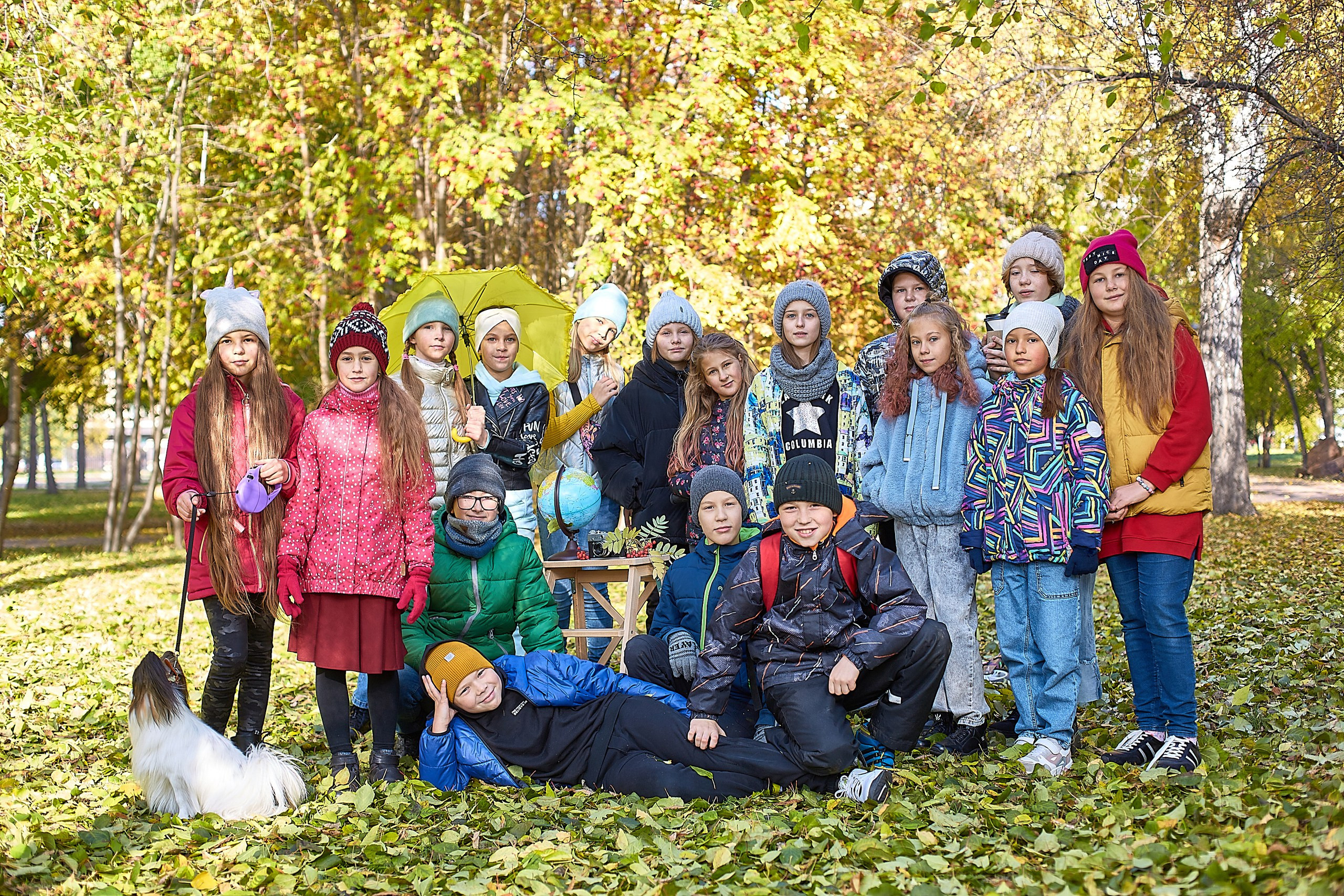 Школьная фотосессия на природе золотая осень. Выпускной альбом Новосибирск