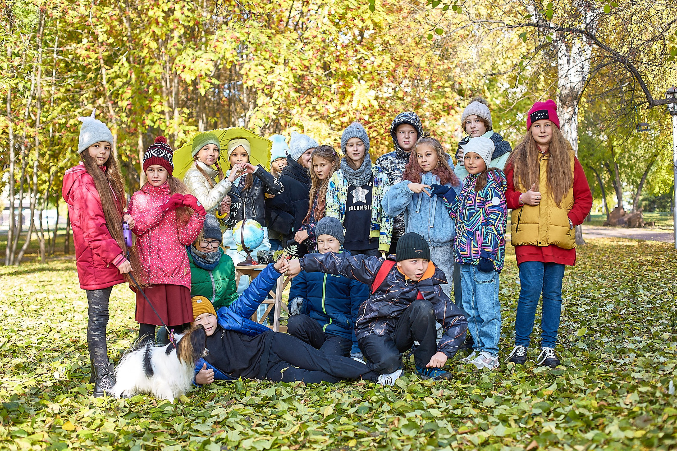 Школьная фотосессия на природе золотая осень. Выпускной альбом Новосибирск