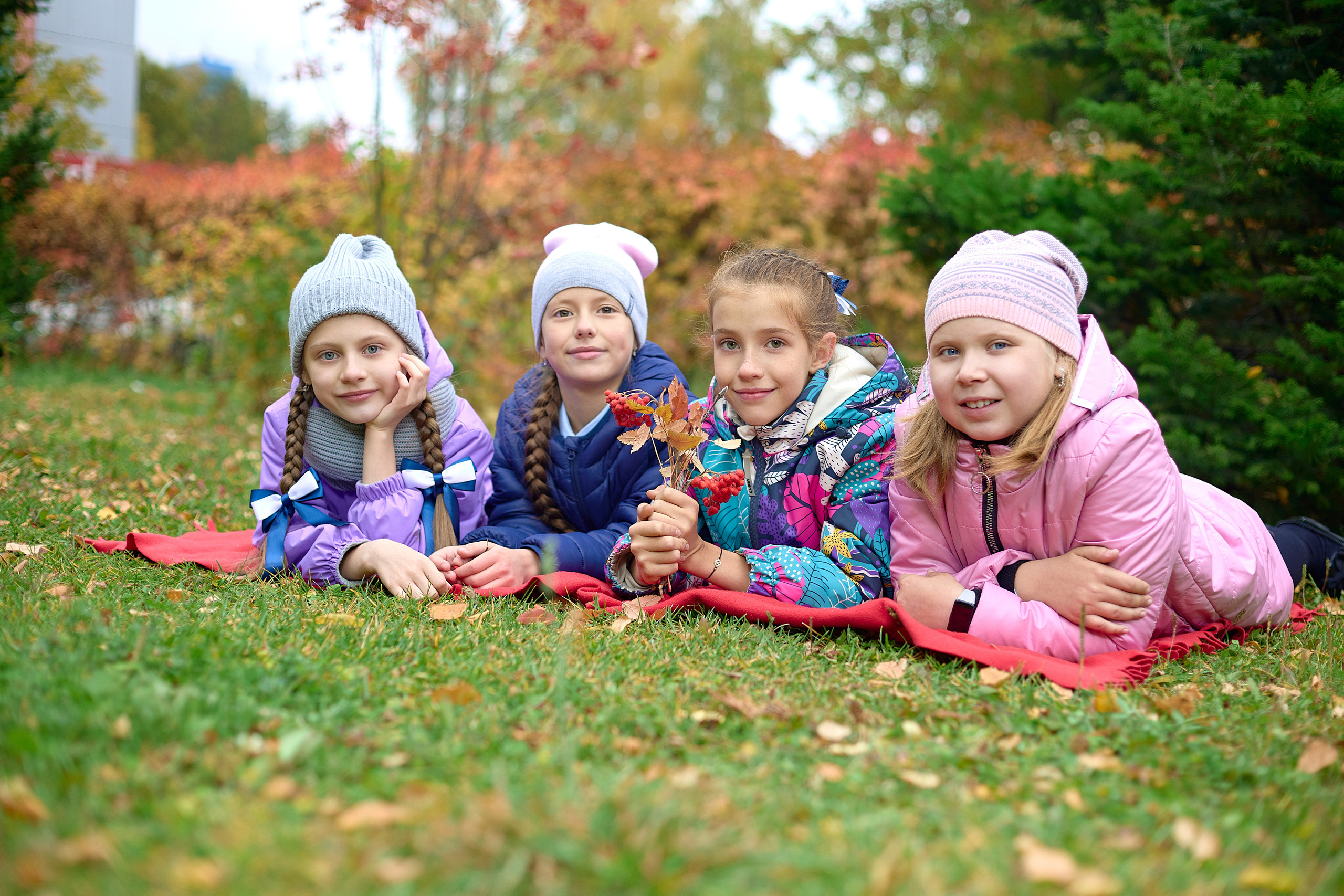 Школьная фотосессия на природе золотая осень. Выпускной альбом Новосибирск