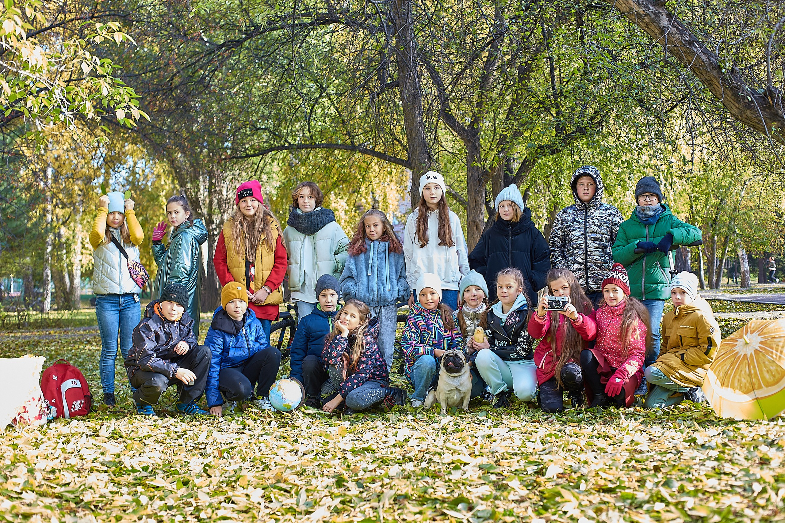 Школьная фотосессия на природе золотая осень. Выпускной альбом Новосибирск
