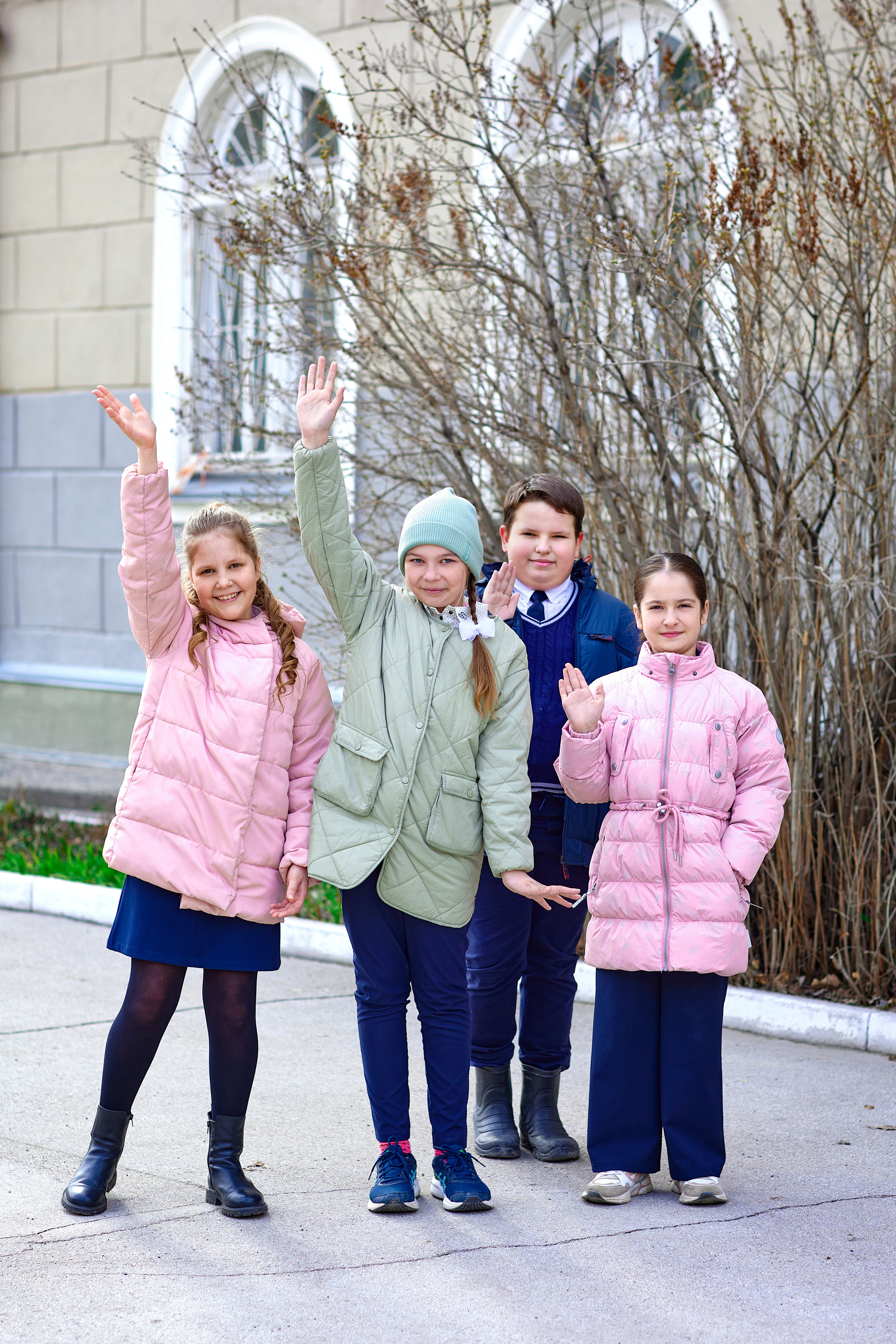 Фотосессия весной для выпускной фотокниги в 4 классе