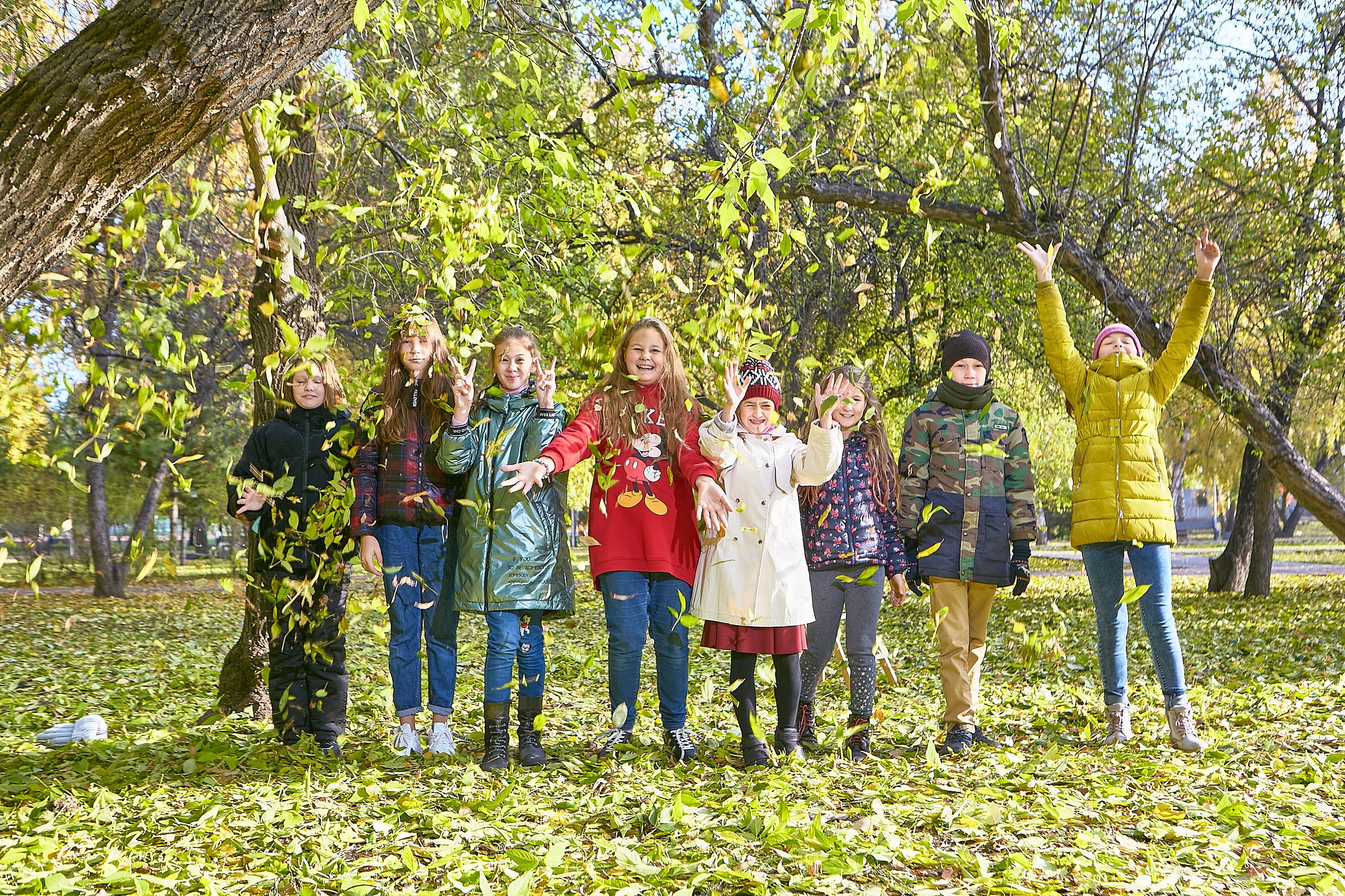 Школьная фотосессия на природе золотая осень. Выпускной альбом Новосибирск