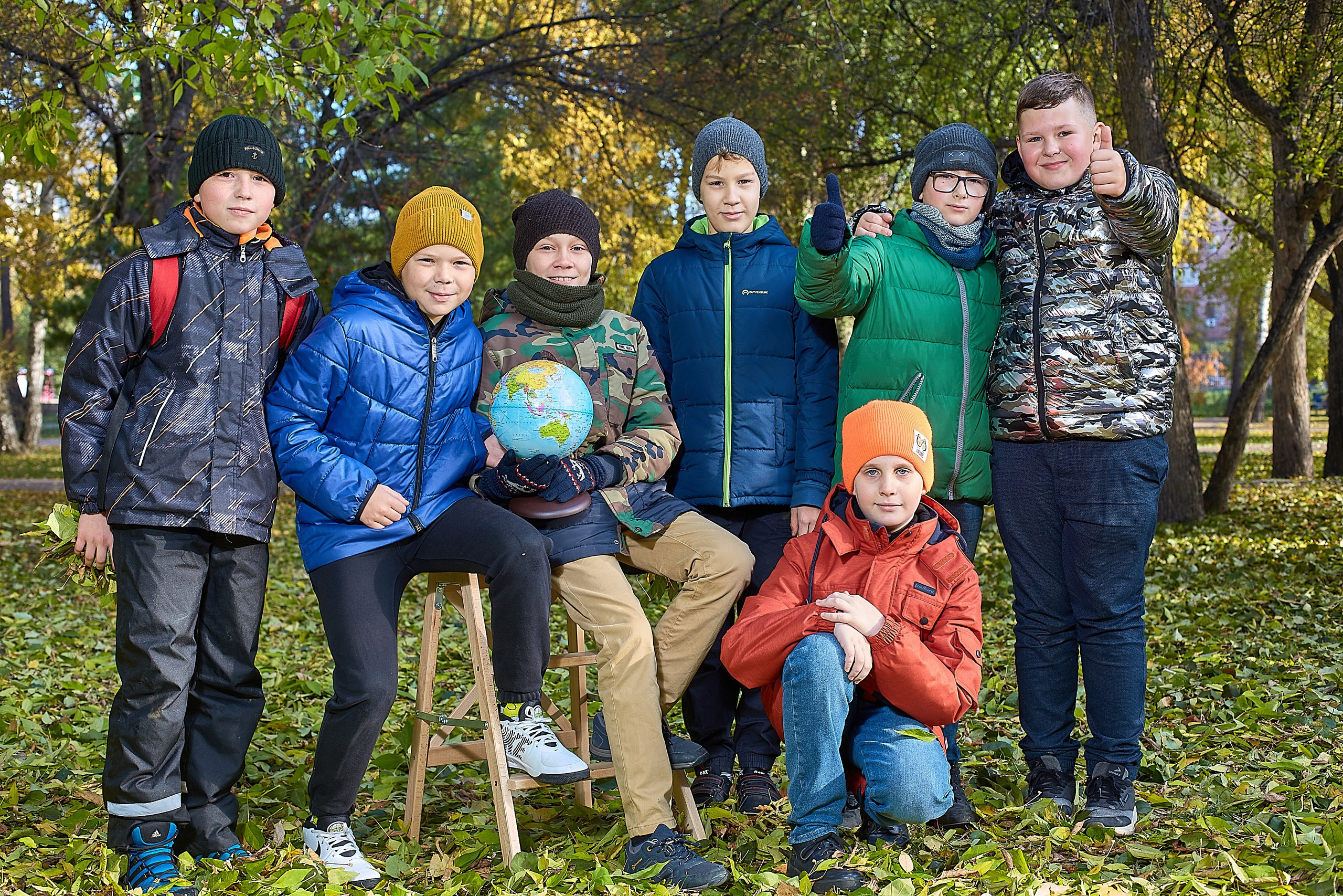 Школьная фотосессия на природе золотая осень. Выпускной альбом Новосибирск