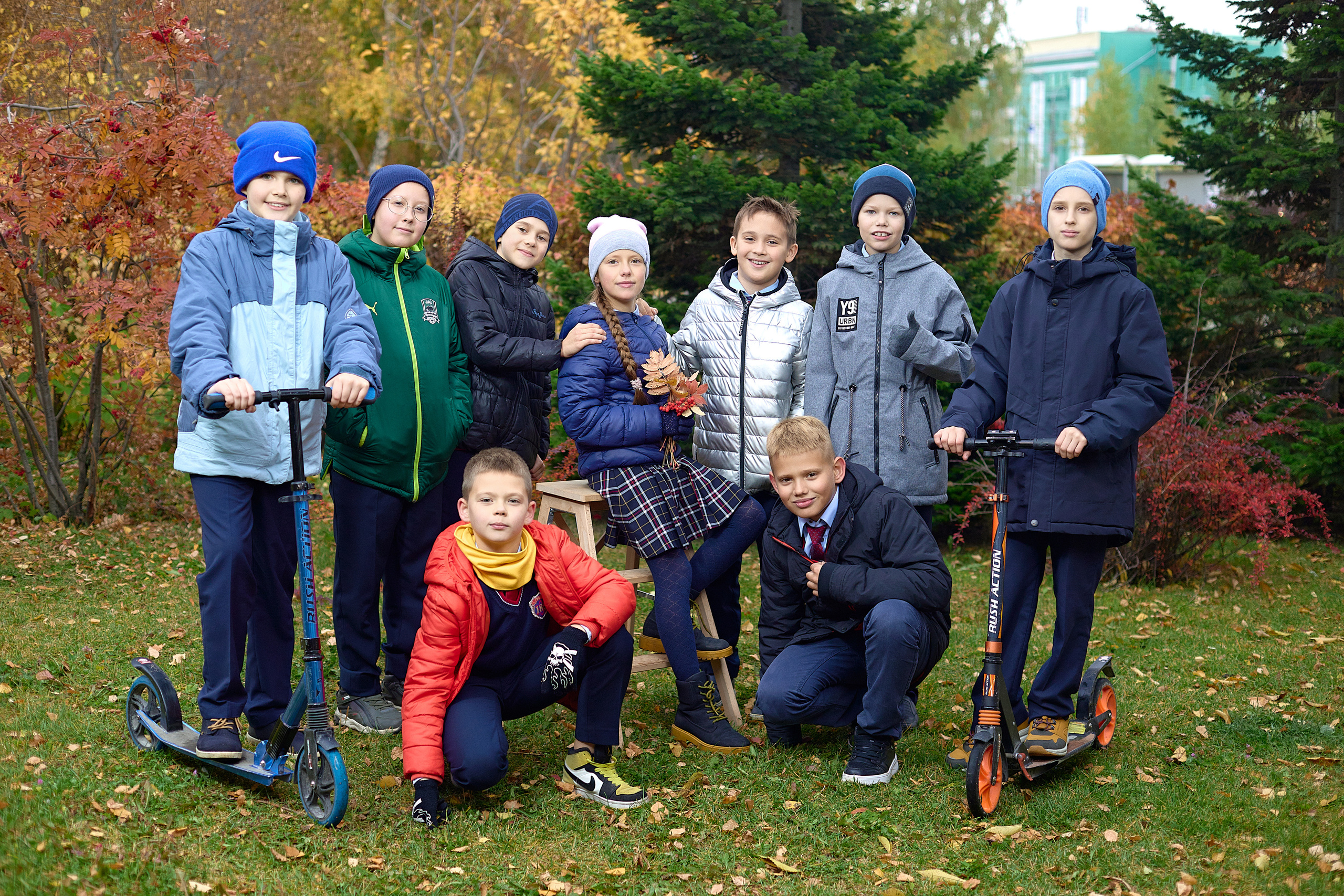 Школьная фотосессия на природе золотая осень. Выпускной альбом Новосибирск