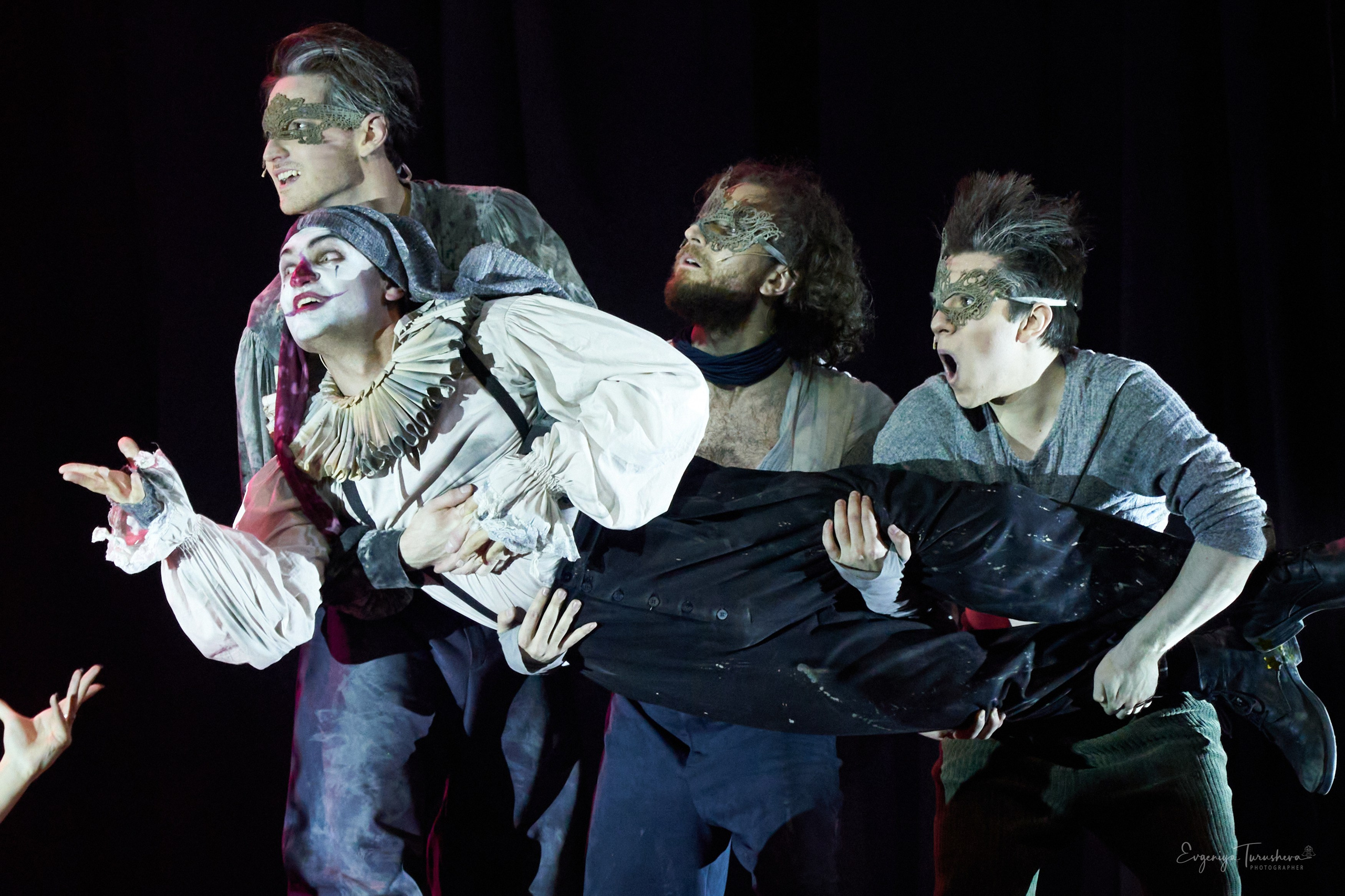 Человек, который смеется (18/10/23). Фотограф Евгения Турушева