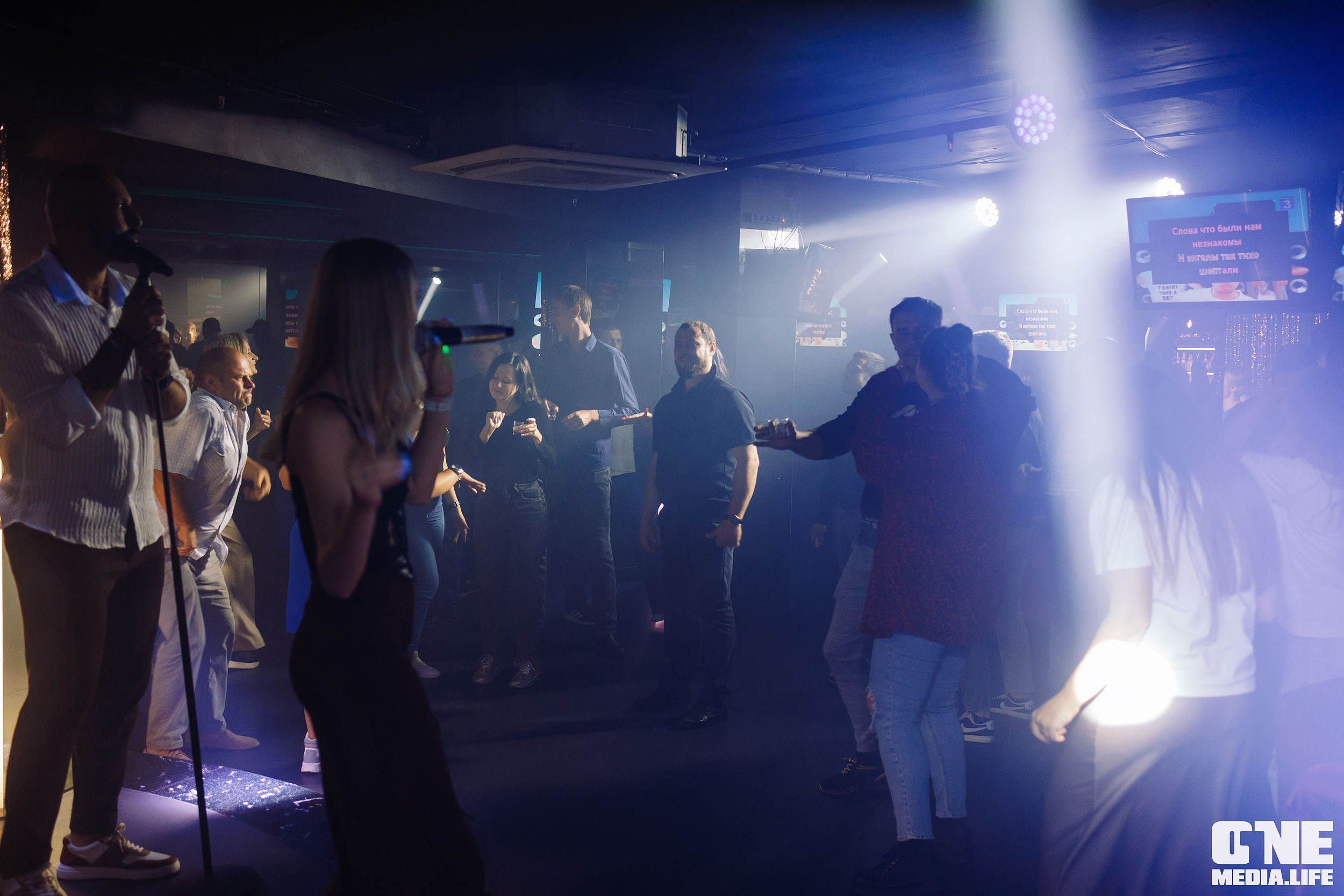 Фоторепортаж из караоке-клуба Эйфория. One Media Life: фоторепортажи, фотоотчеты с мероприятий и заведений
