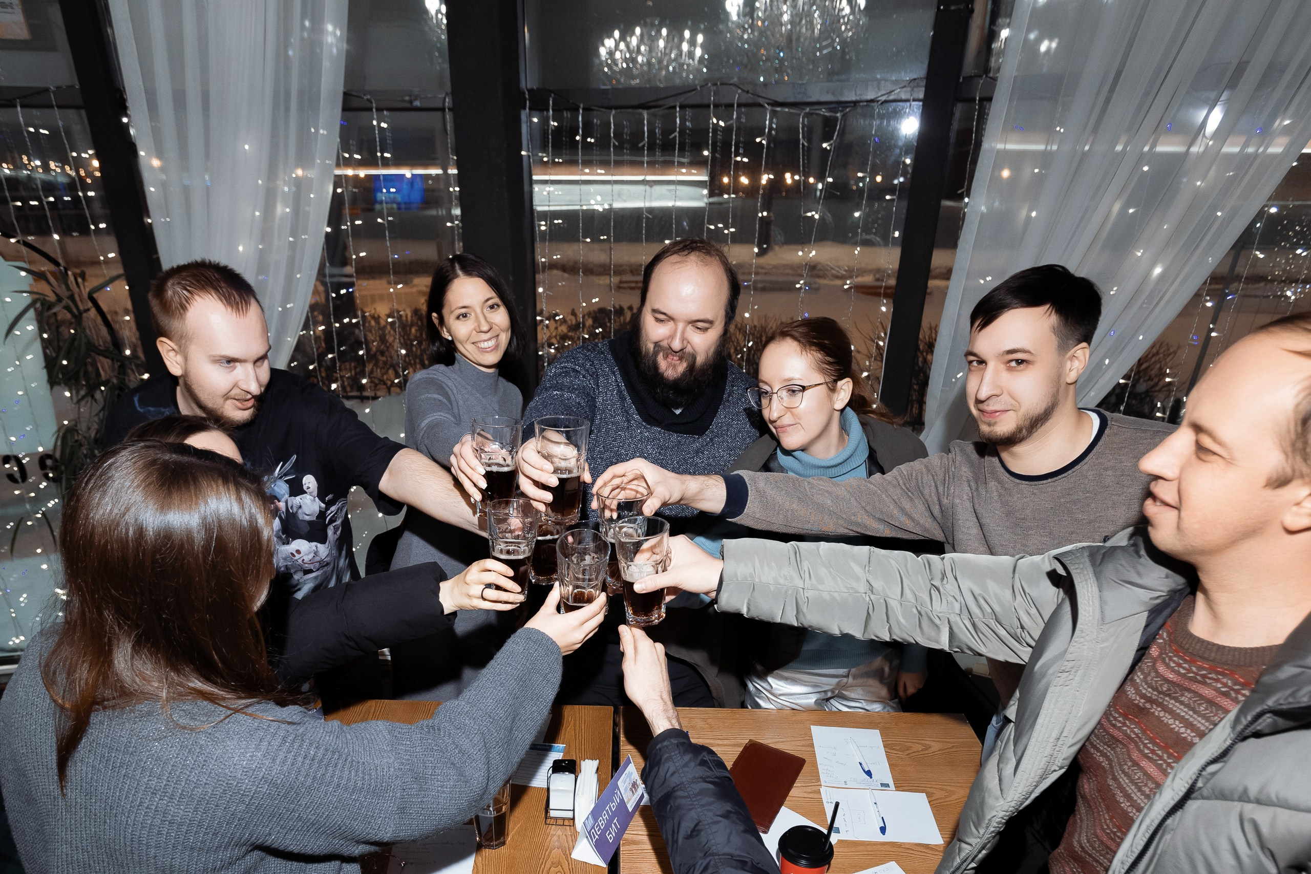 Фото с репортажной съемки квиза ЛИГА ИНДИГО. Фотограф в Санкт-Петербурге — Сергей Петров