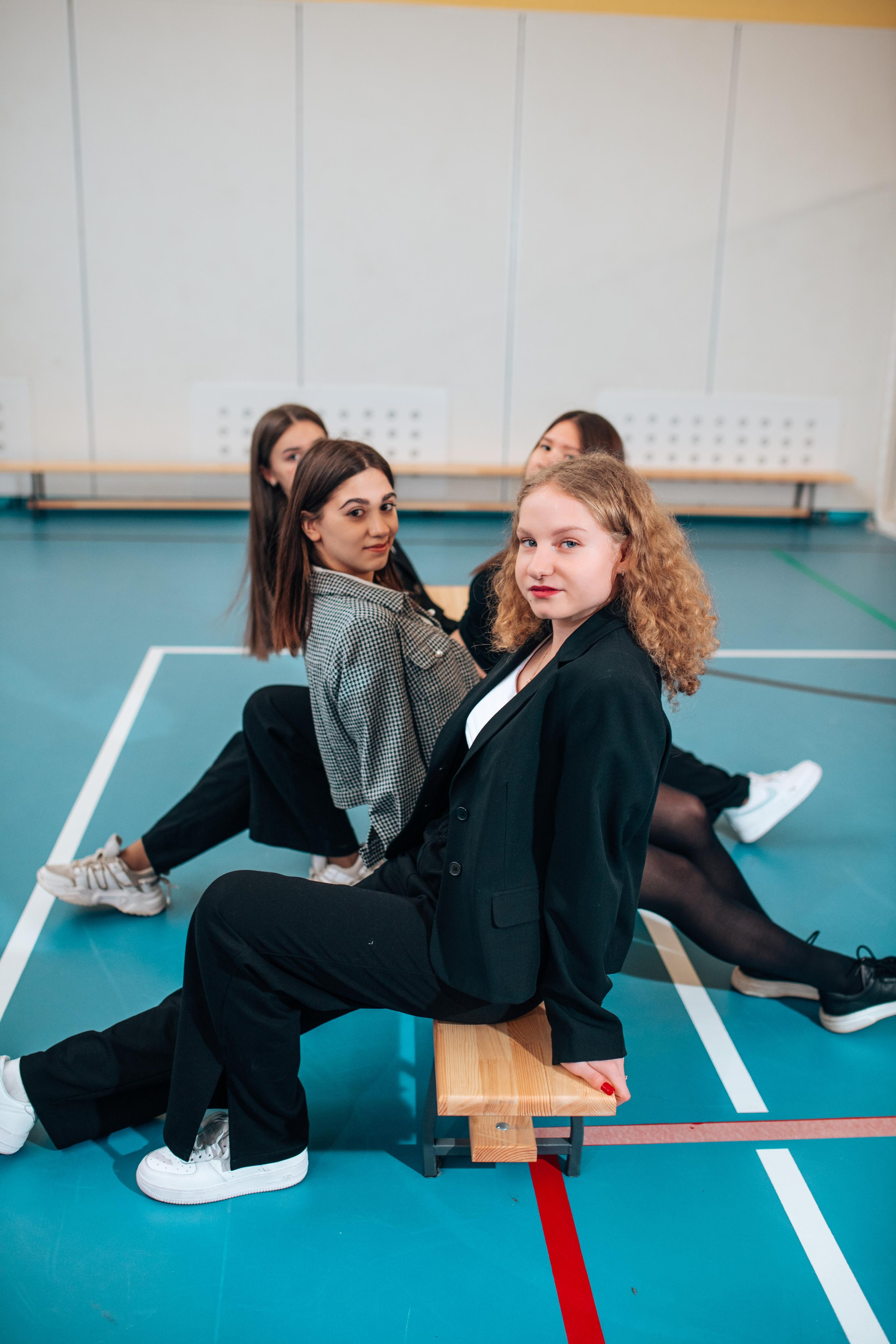 Выпускные альбомы. Фотограф Алла Елисеева