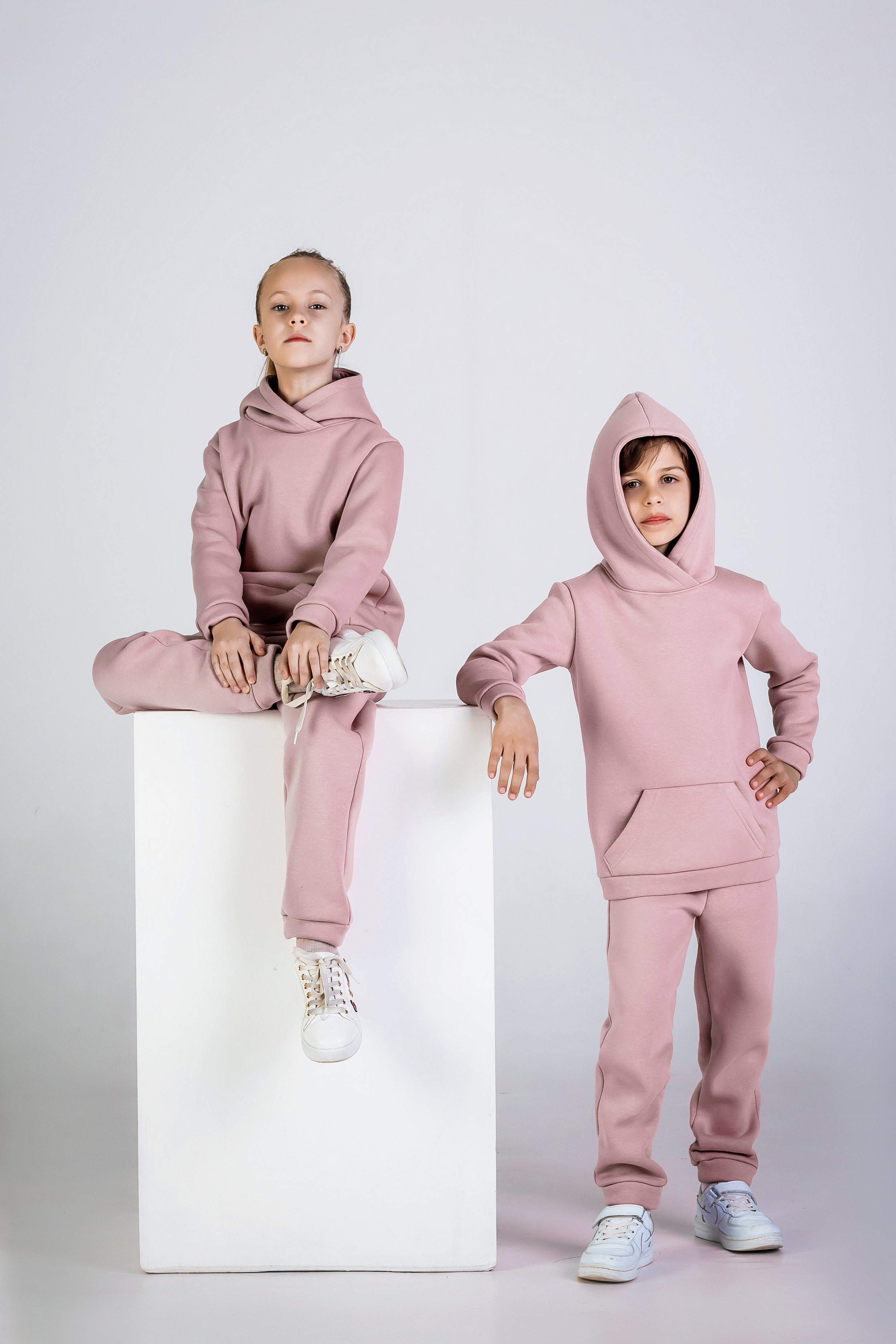 Съемка спортивных костюмов для маркетплейсов в Краснодаре - 26