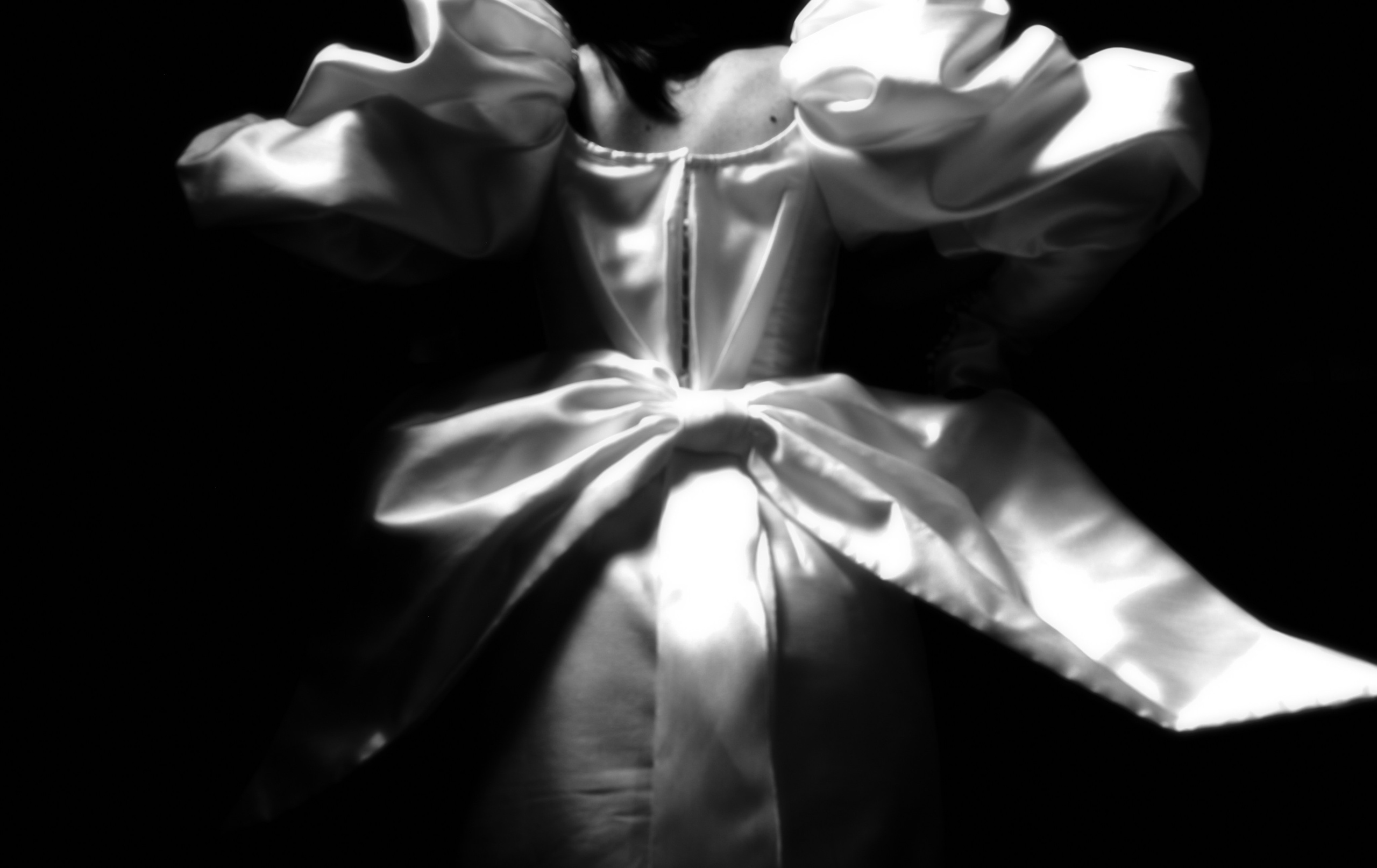“Unirenter” Wedding Dress Salon. Izma photos