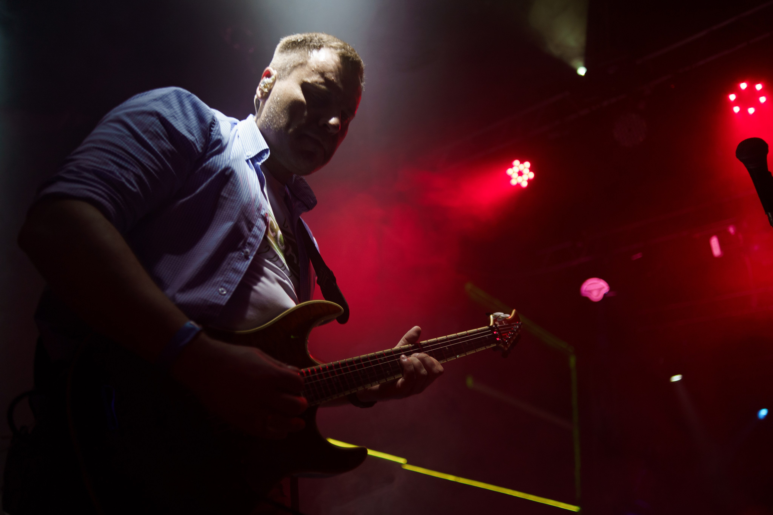 Донеал Скнарь — концертный фотограф