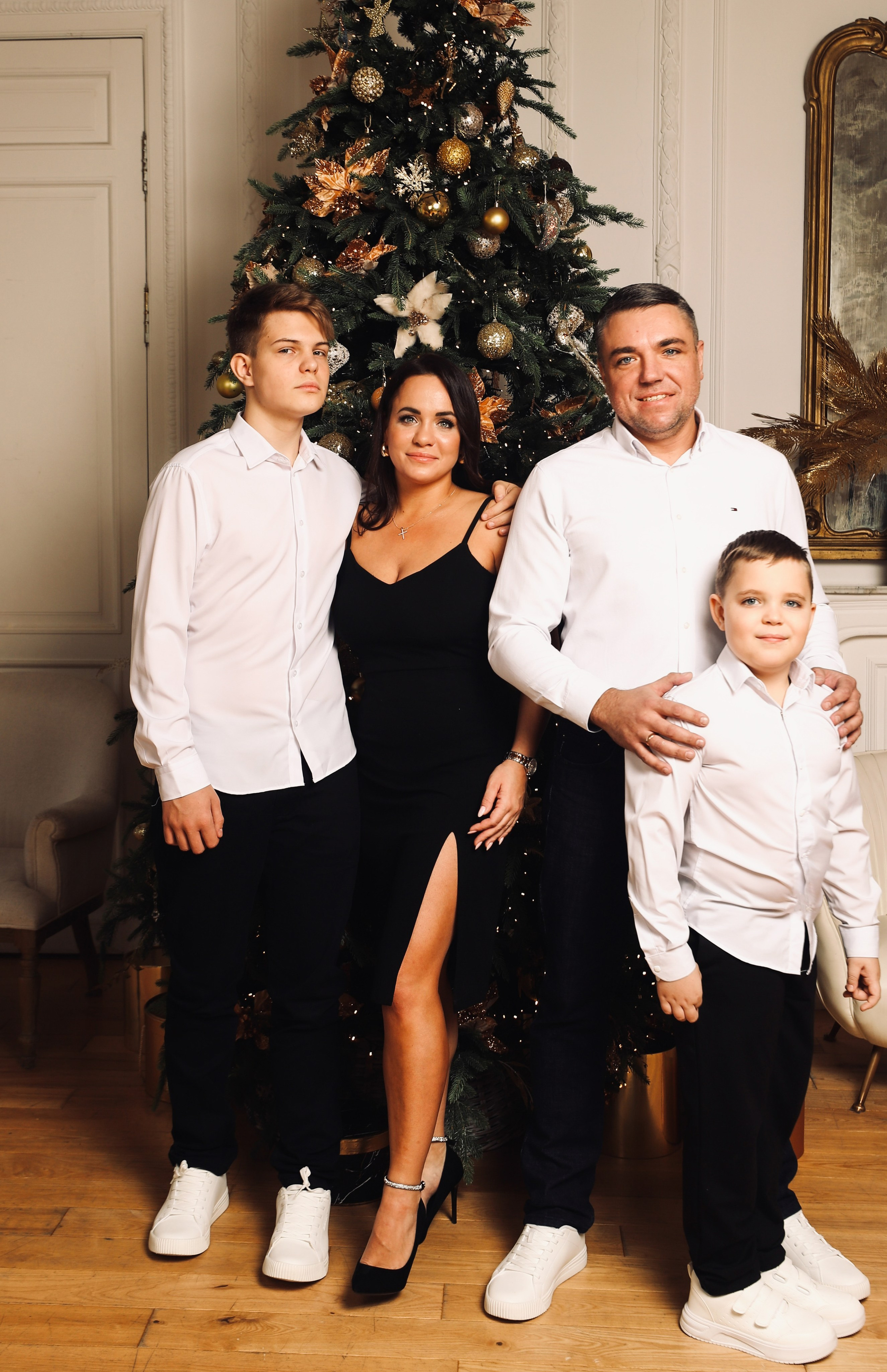 Фотосессия Ксении и ее семьи. Портретный Фотограф в Санкт-Петербурге Кира Орехова