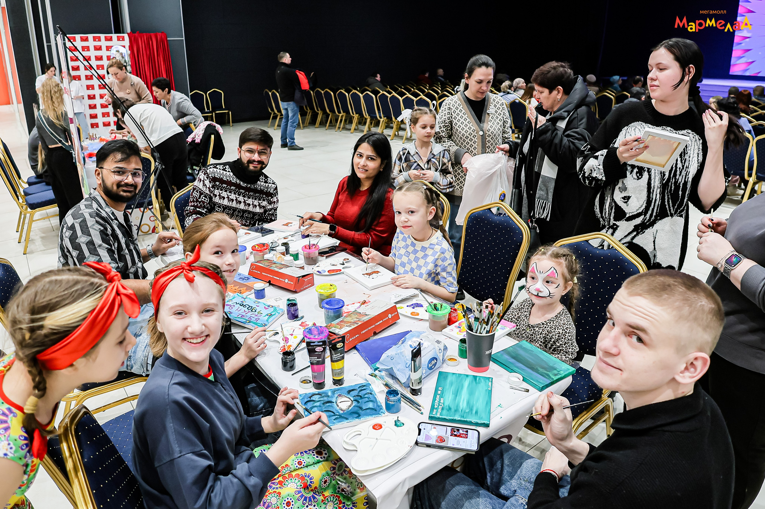 14.02 Любовь без границ в Мегамолл Мармелад. Команда специалистов в мире фотографии и видео. Детский фотограф, семейный фотограф