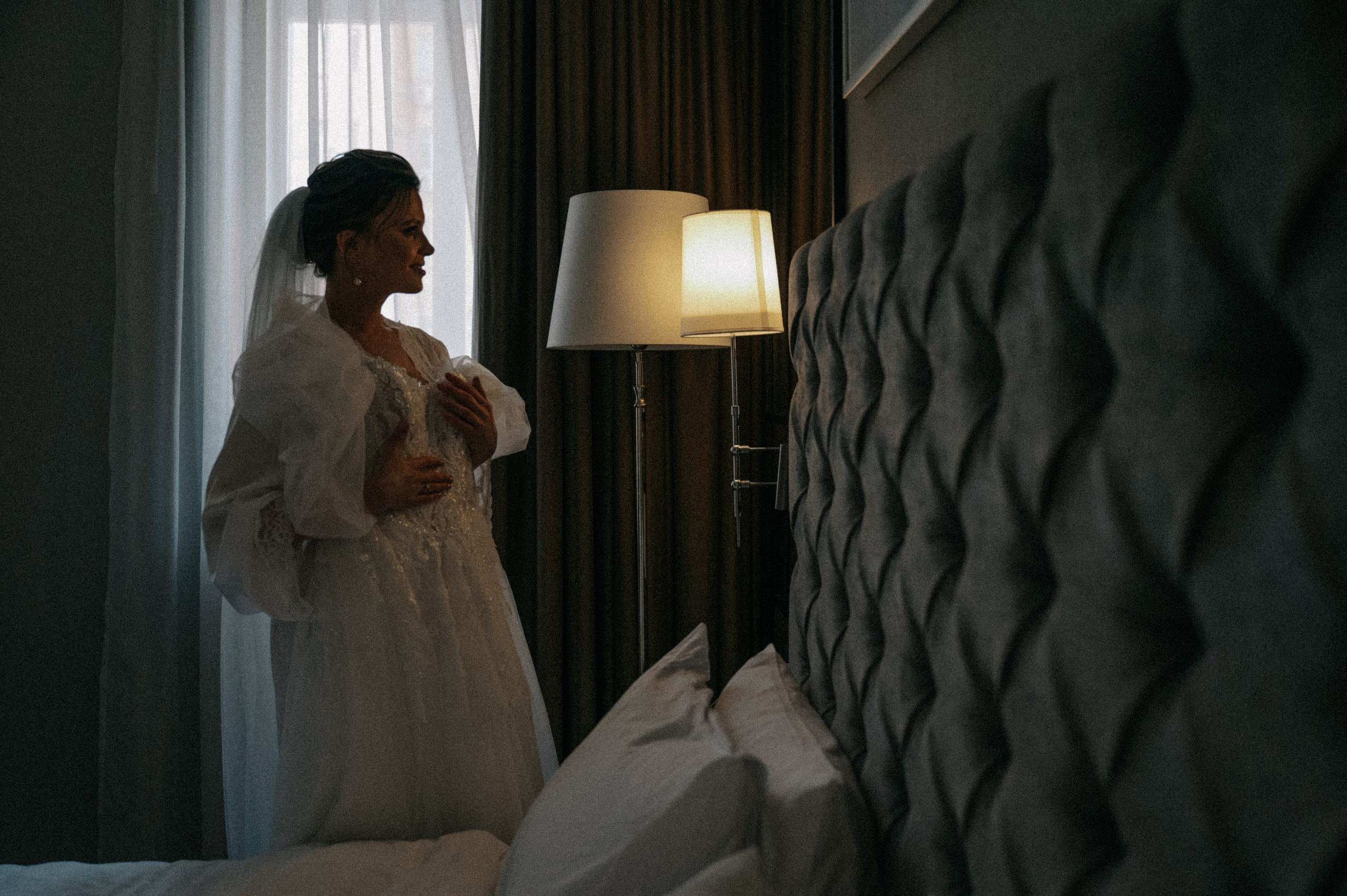 Свадьба для двоих с прогулкой в The St. Regis Москва Никольская 5*. Свадебный и семейный фотограф Виктория Носачёва. Щелково, Москва и МО