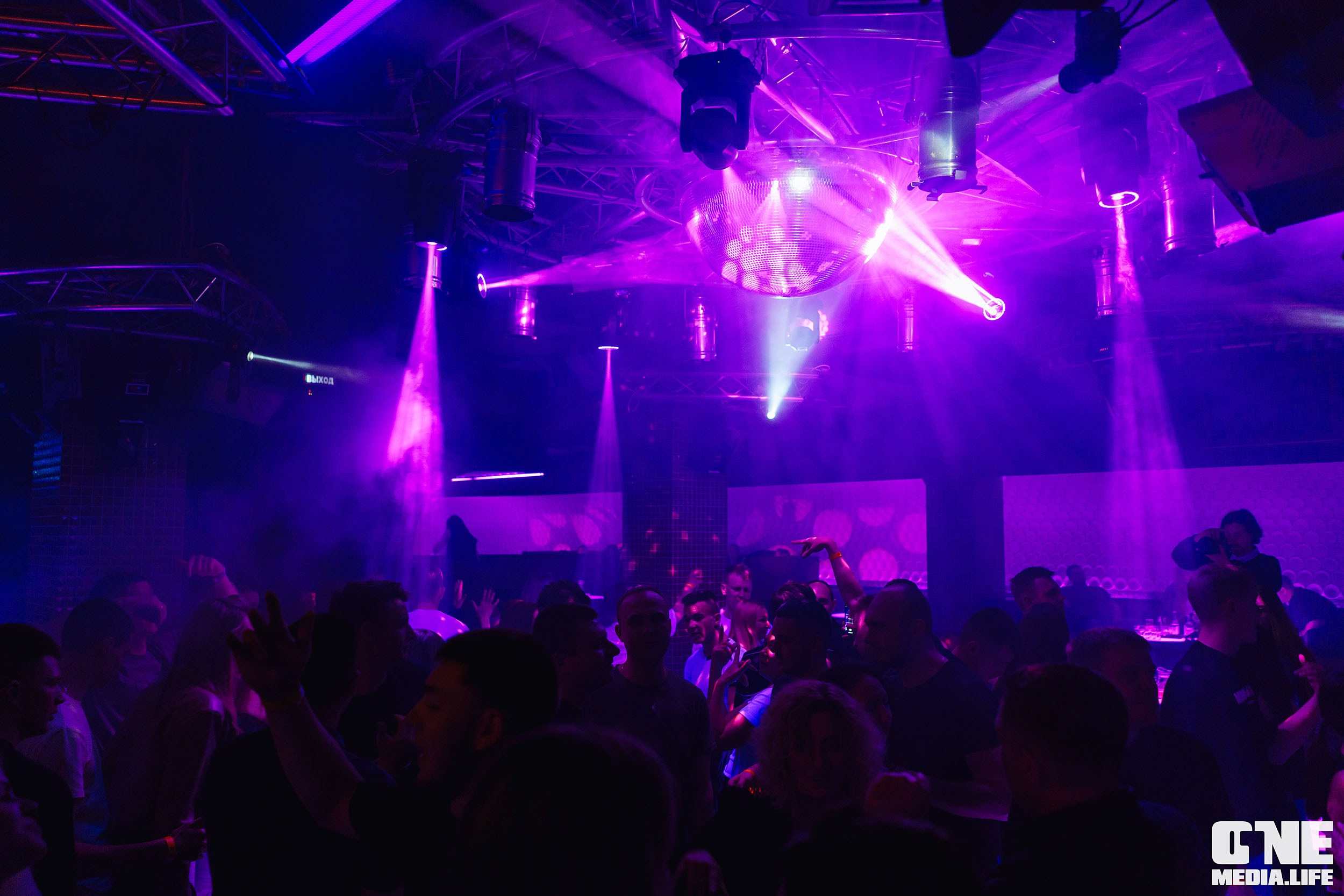 Фоторепортаж из РК Планета. One Media Life: фоторепортажи, фотоотчеты с мероприятий и заведений
