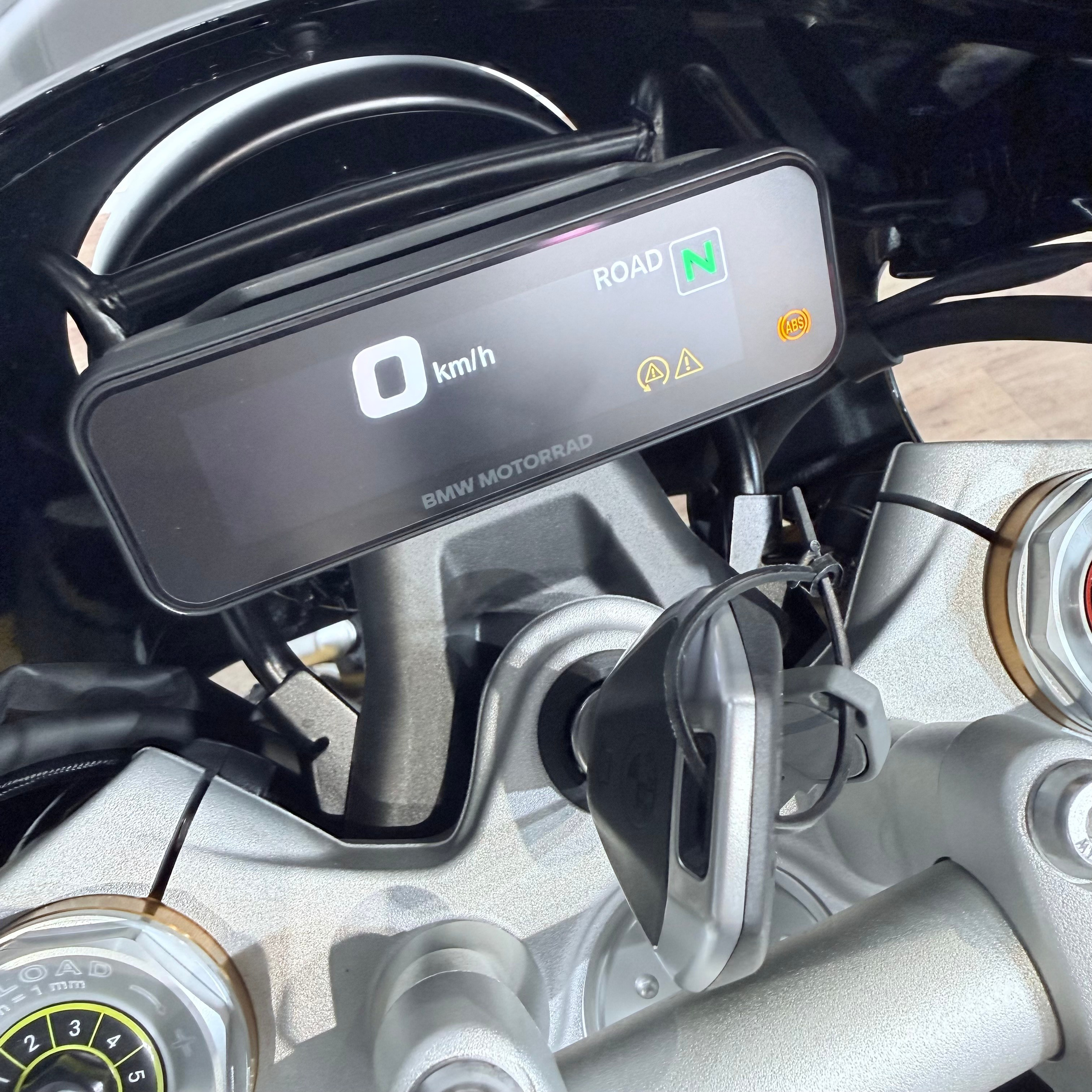 2025 BMW R12 R Nine T Blасk Stоrm. Hello Davidson, Москва. Только хорошие мотоциклы…