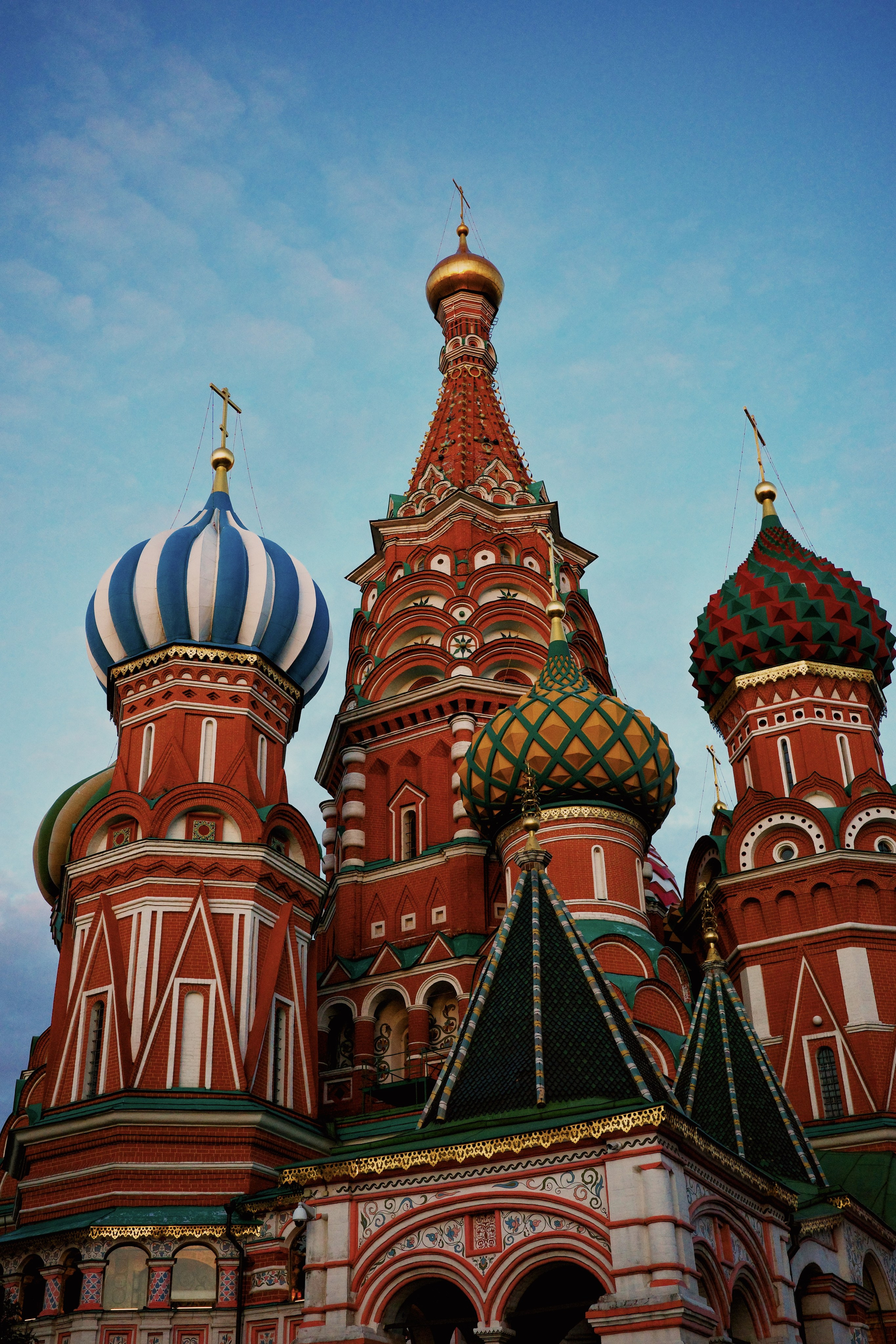 Красная площадь, Кремль и Зарядье: фото вечерней Москвы