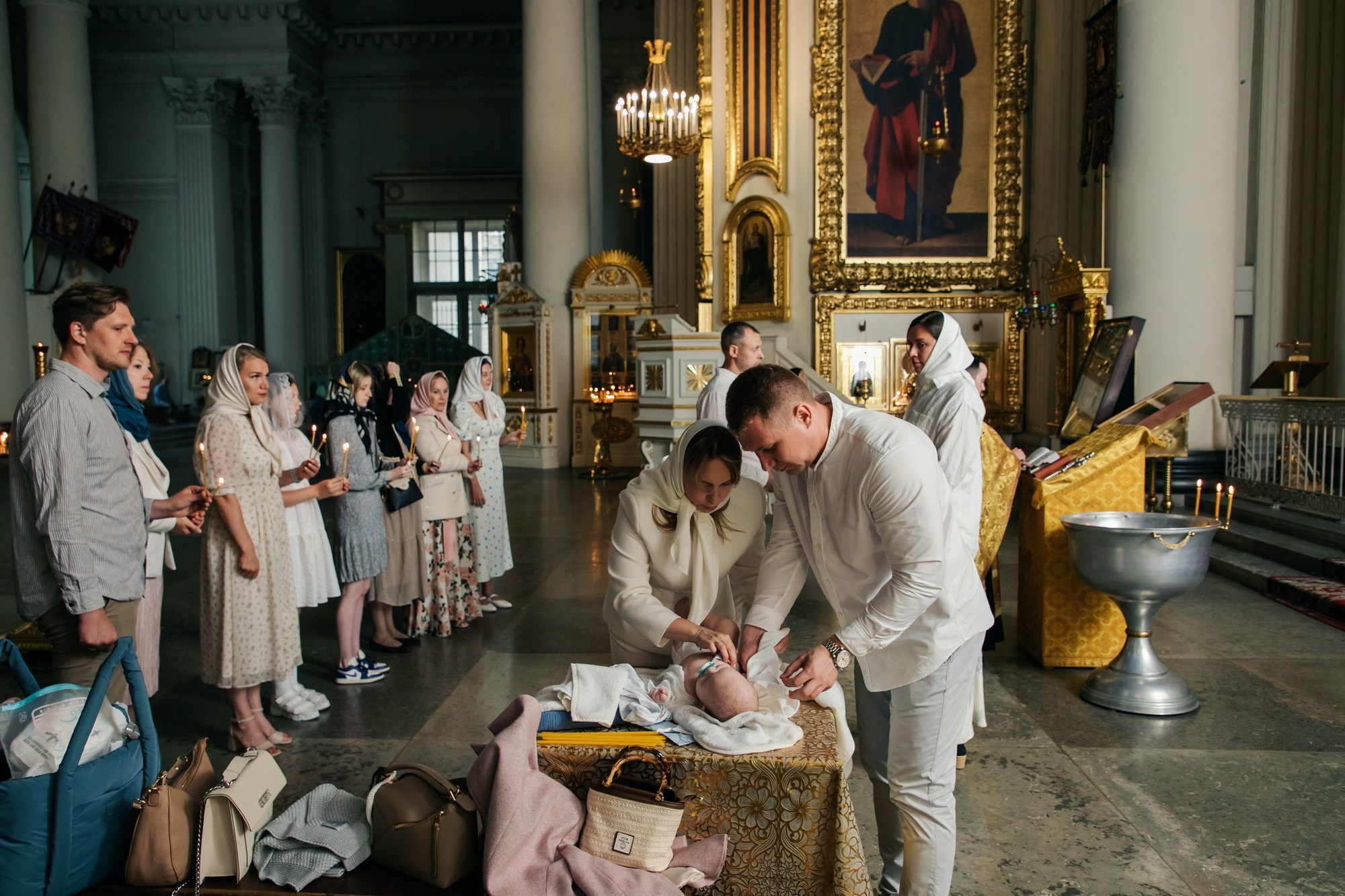 Крещение ребенка в Измайловском соборе СПб, покрестить в питере, цена крещения спб, сколько стоит крещение 2024 2023, где крестить мальчика, где крестить девочку, лучшие храмы для крещения