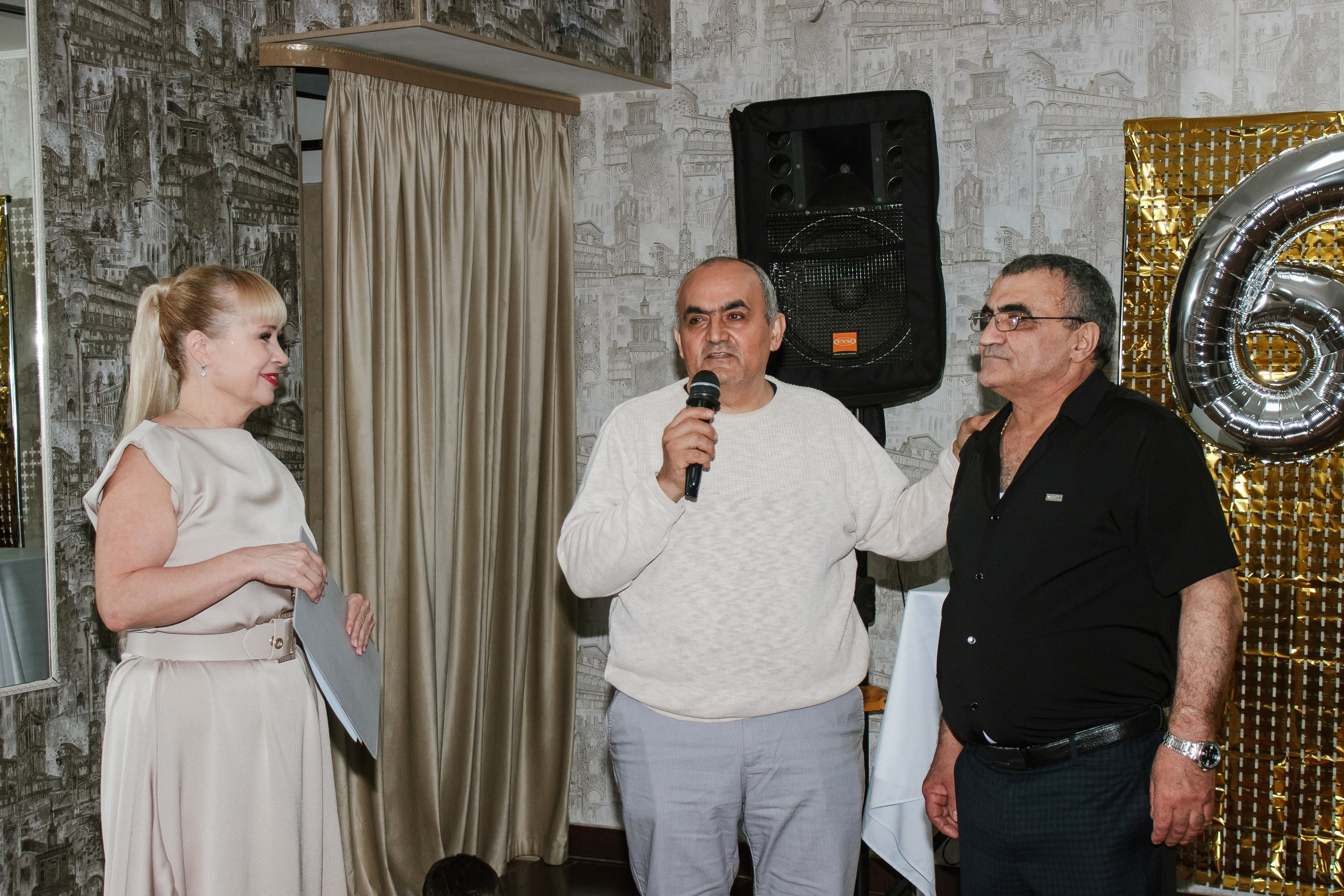 Ведущий, Тамада, DJ, фото в Перми. Хорошее настроение