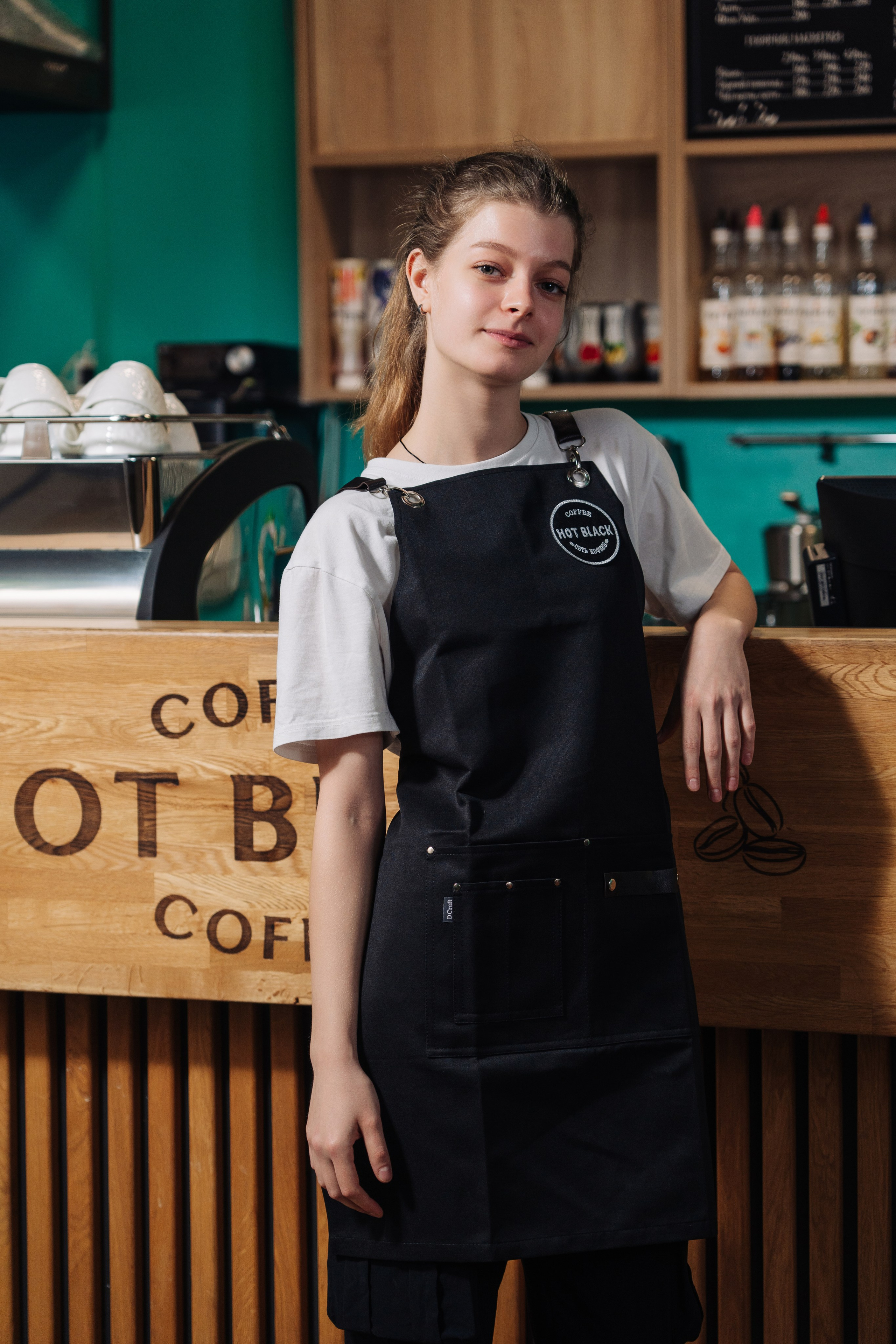 Интерьер кафе Black Hot Coffe (сеть кафе в Королеве)