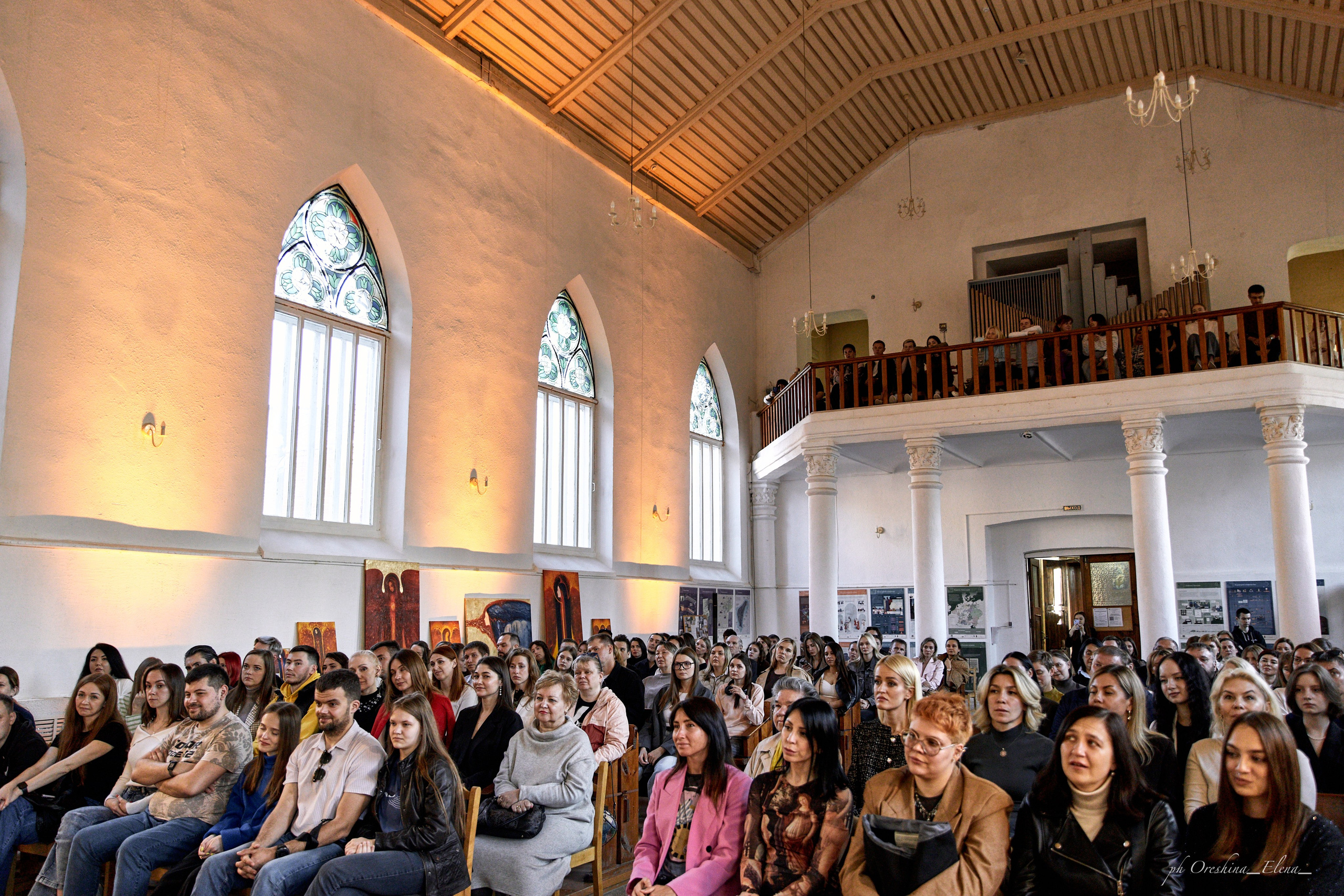 Концерт Дениса Стельмаха. Ульяновск, Евангелическо-Лютеранская церковь Св.Марии. Свадебный и семейный фотограф в Ульяновске Орешина Елена