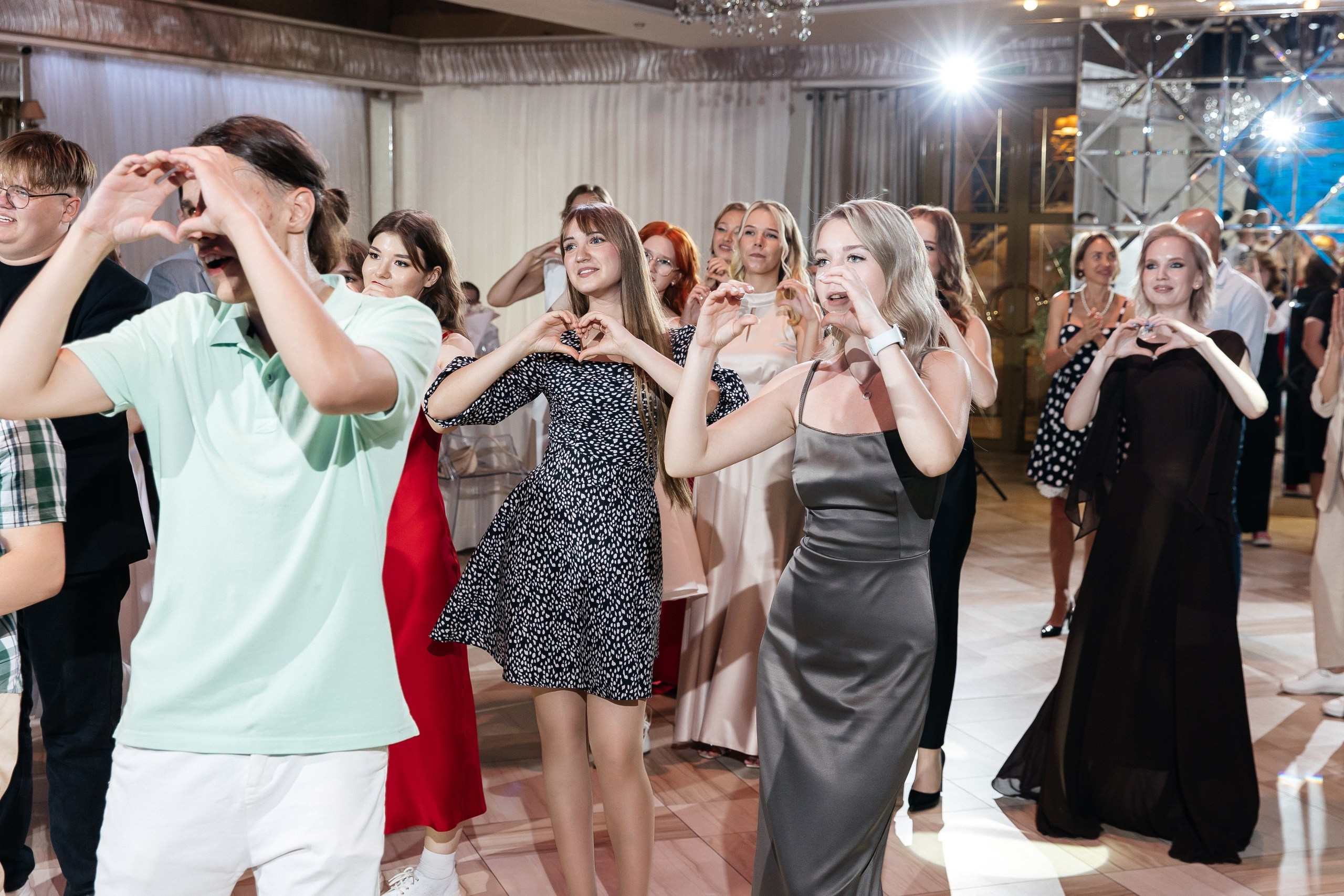 Выпускной 2024. Свадебный фотограф Настя Шелл г. Череповец