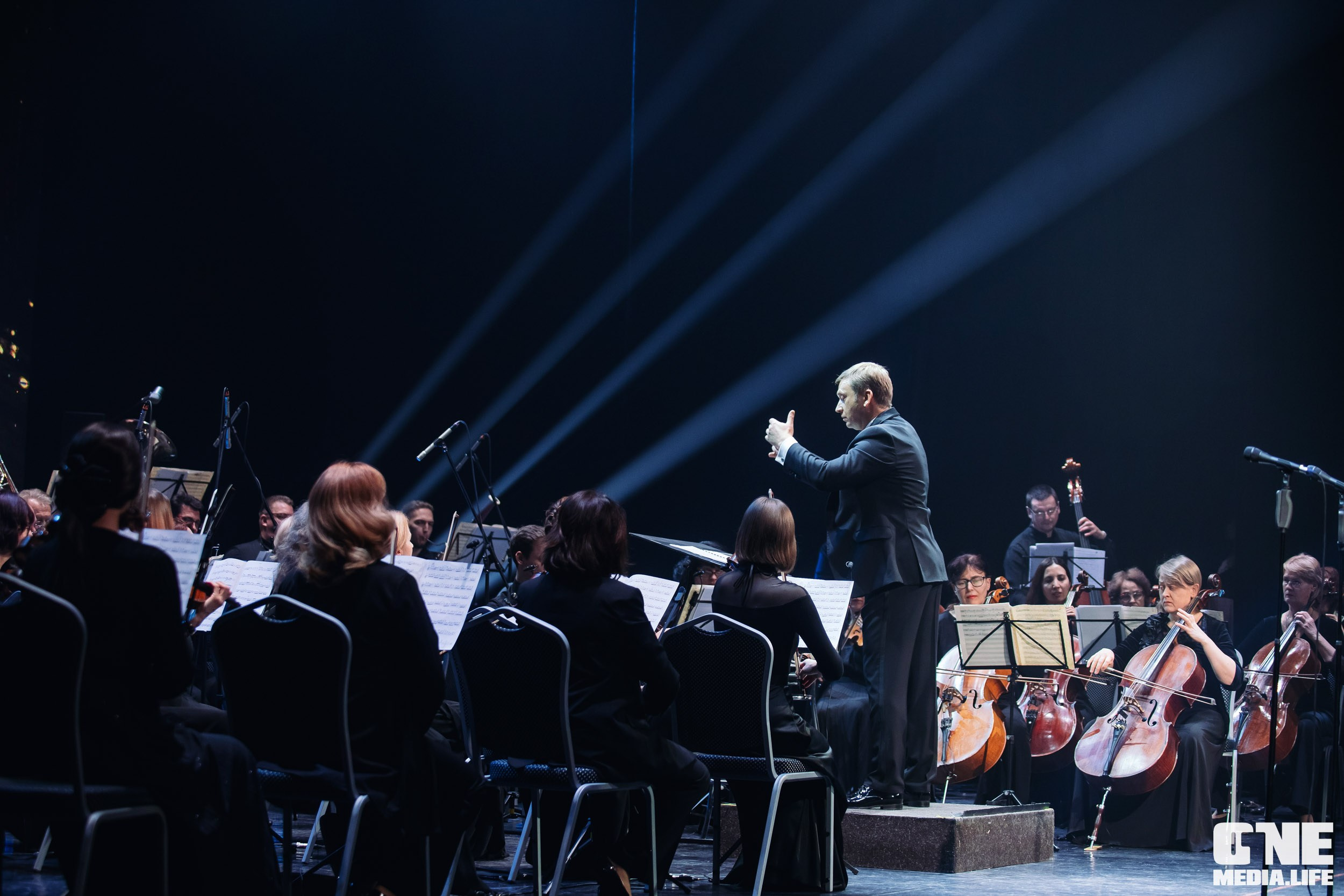 Концерт 8 марта в Янтарь холл. One Media Life: фоторепортажи, фотоотчеты с мероприятий и заведений