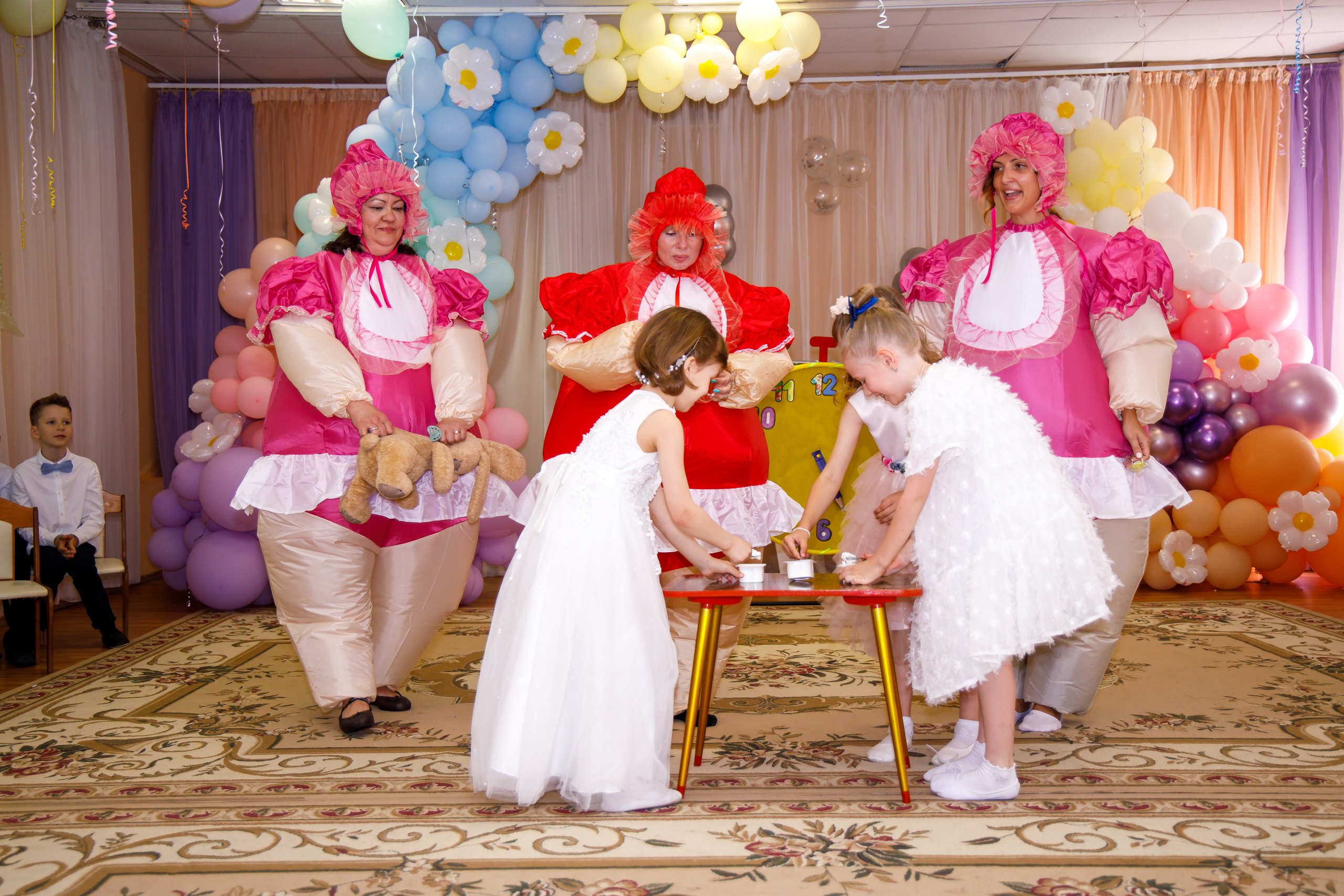 ВЫПУСКНОЙ ДЕТСКИЙ САД группа НАСЛЕДНИКИ. Профессиональная фото и видеосъемка. Москва