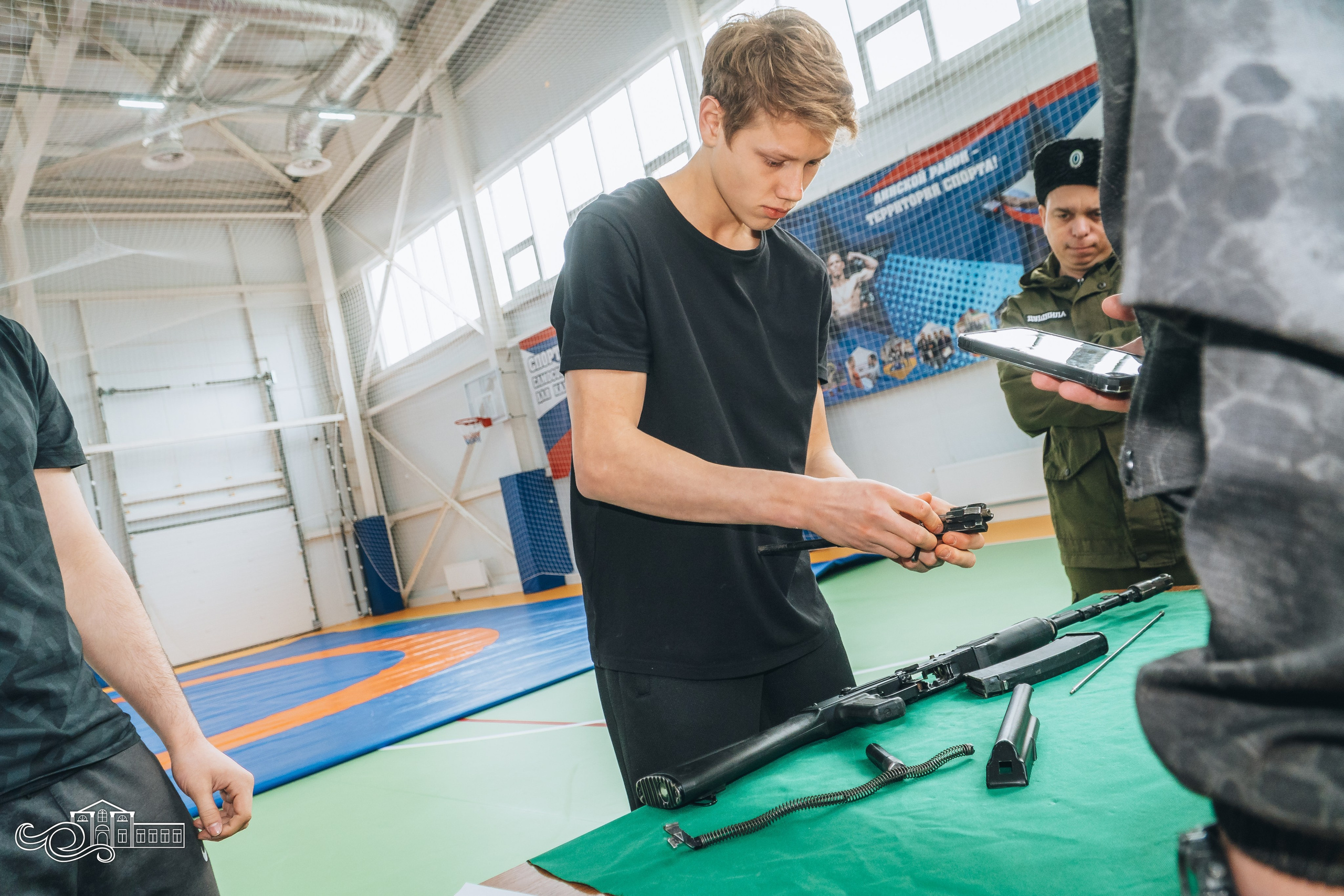 «Юные защитники Отечества». Новотитаровский Дом культуры