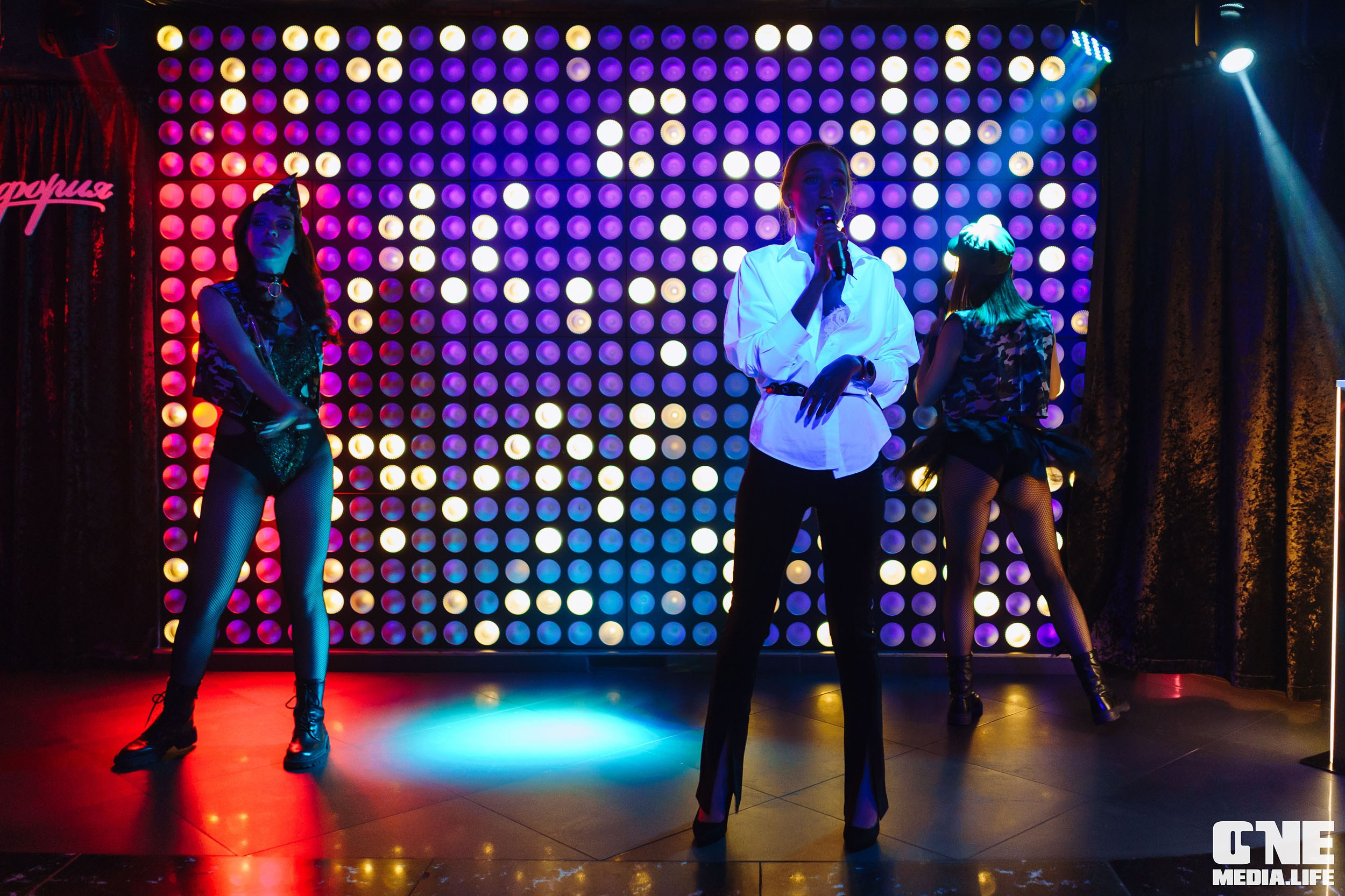 Фоторепортаж из караоке-клуба Эйфория. One Media Life: фоторепортажи, фотоотчеты с мероприятий и заведений