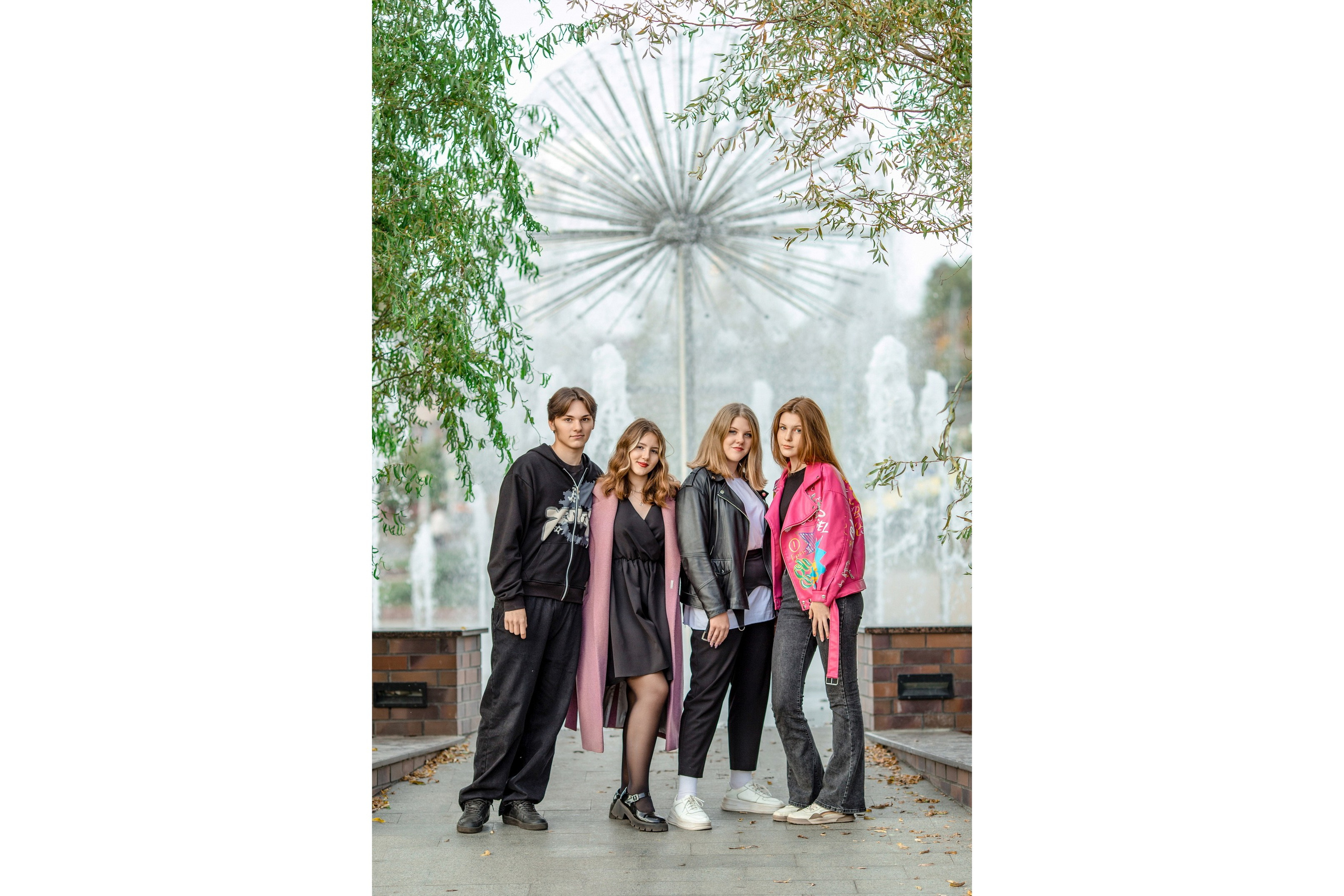 Выпускные альбомы для школ и детских садов в Брянске. Фотоцентр Перспектива: выпускные альбомы, фотошкола, курсы фотографии