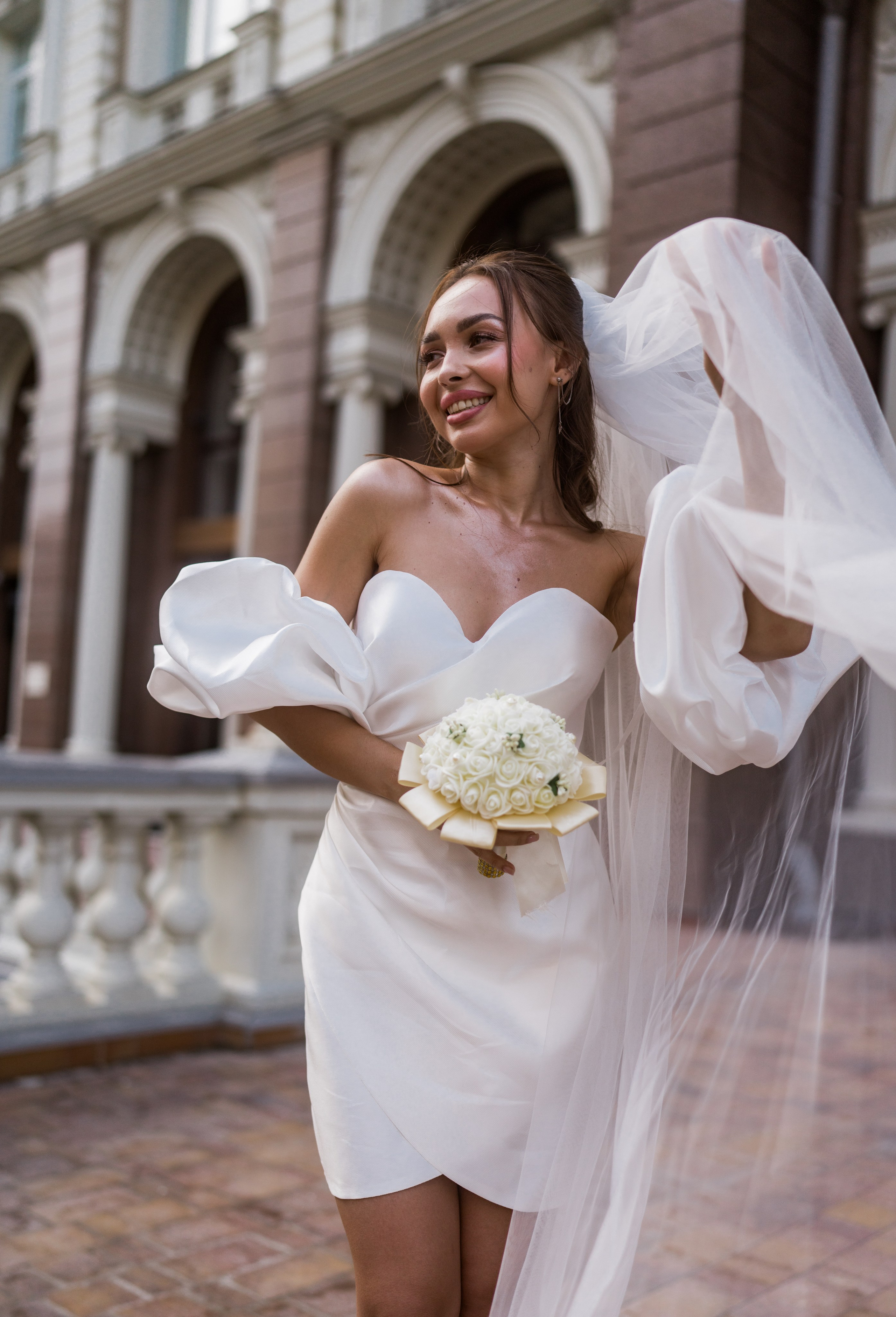 Предсвадебная прогулка Александр и Юлия. Свадебный и индивидуальный фотограф Аля Мамакова