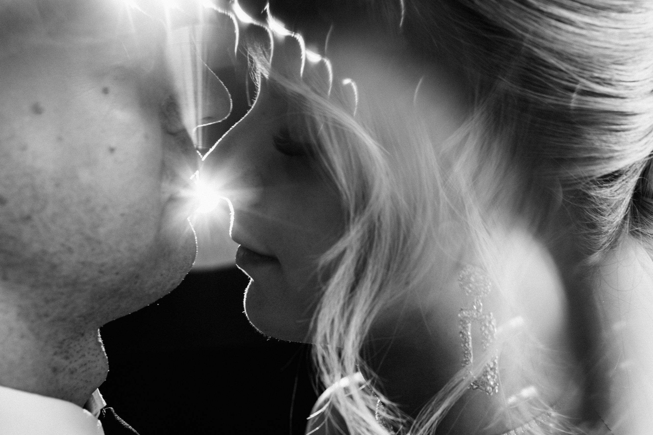 Алесь и Анна) анонс свадебного дня. Свадебный фотограф Роман Медведев , Минск, Беларусь