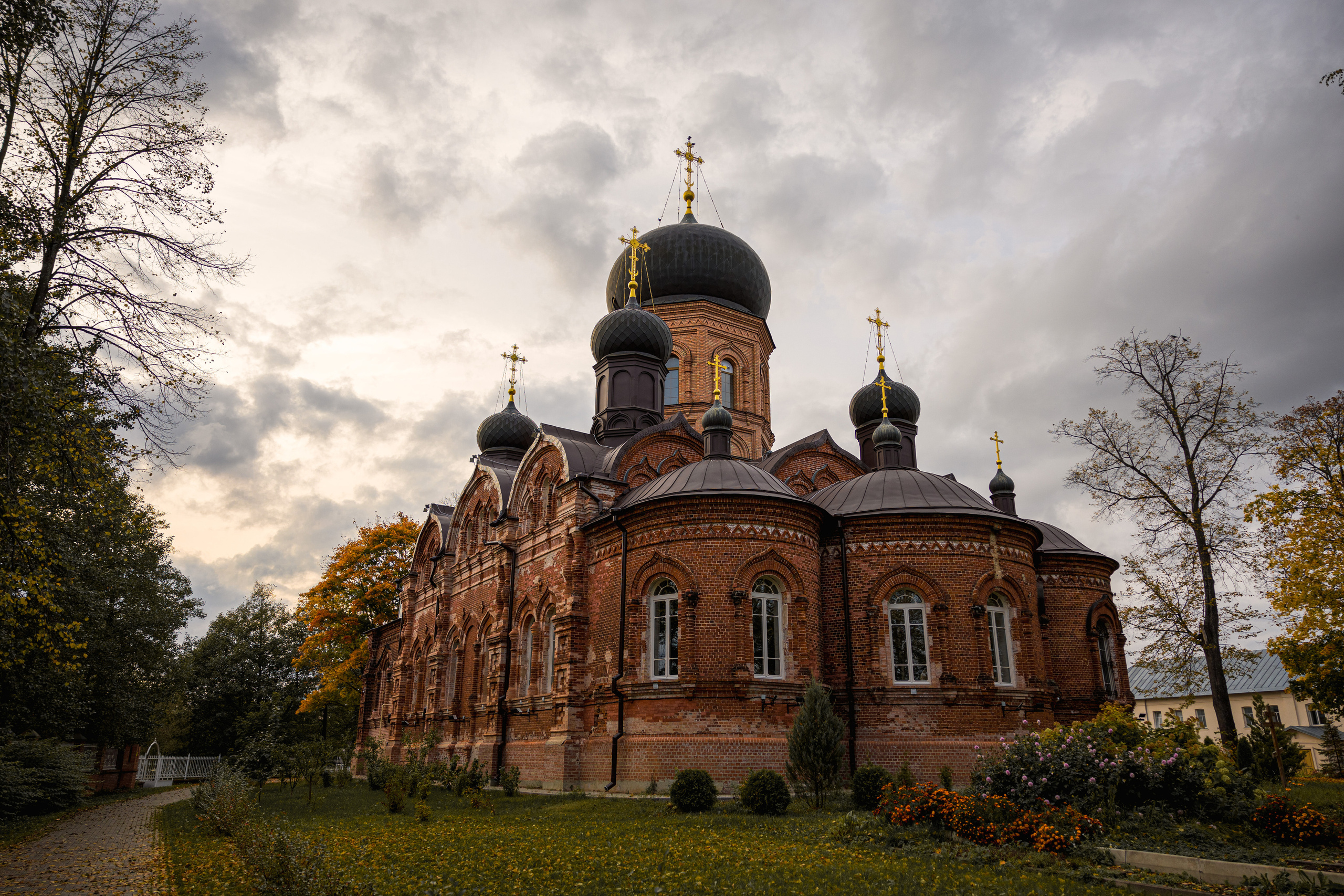 Фоторепортаж о Свято-Введенском Островном монастыре. Фотограф в Москве Ира Бейнар