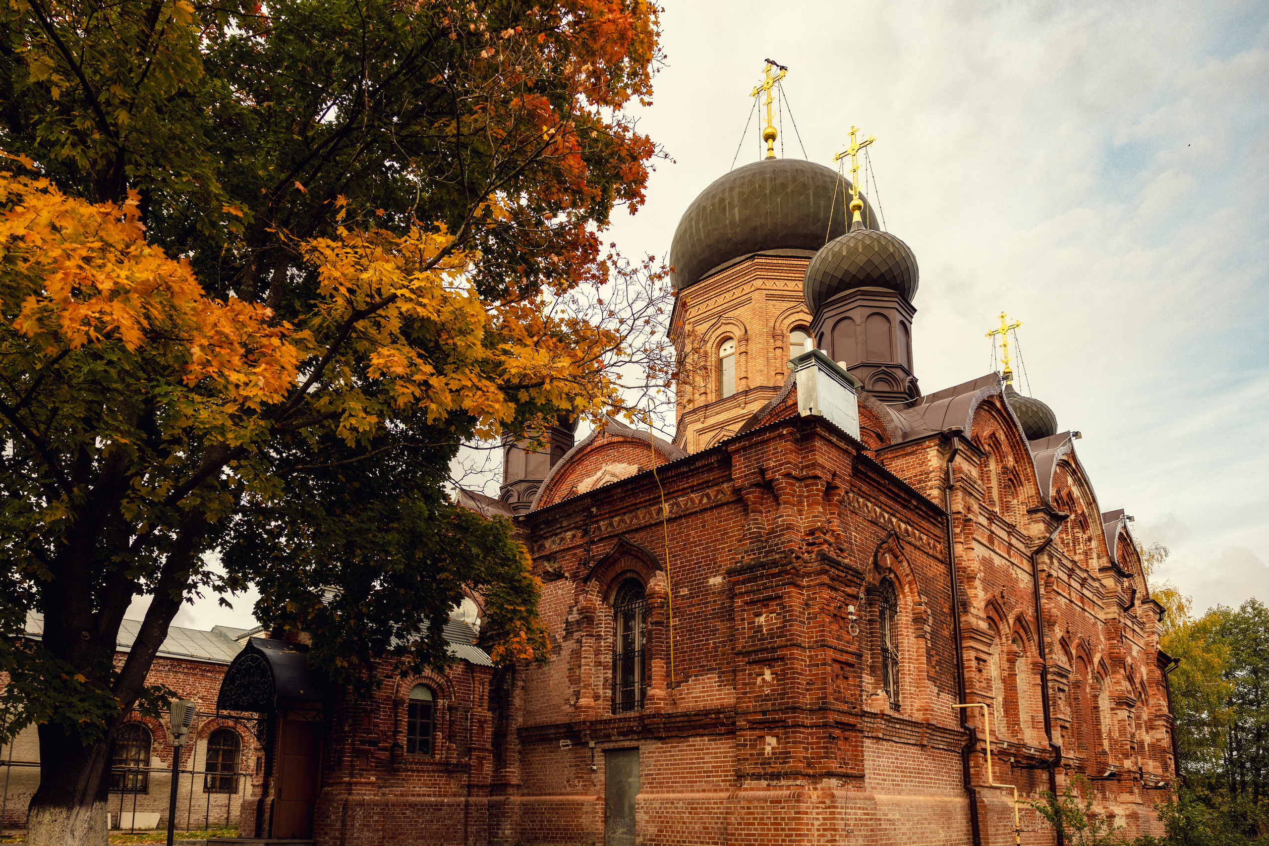 Фоторепортаж о Свято-Введенском Островном монастыре. Фотограф в Москве Ира Бейнар