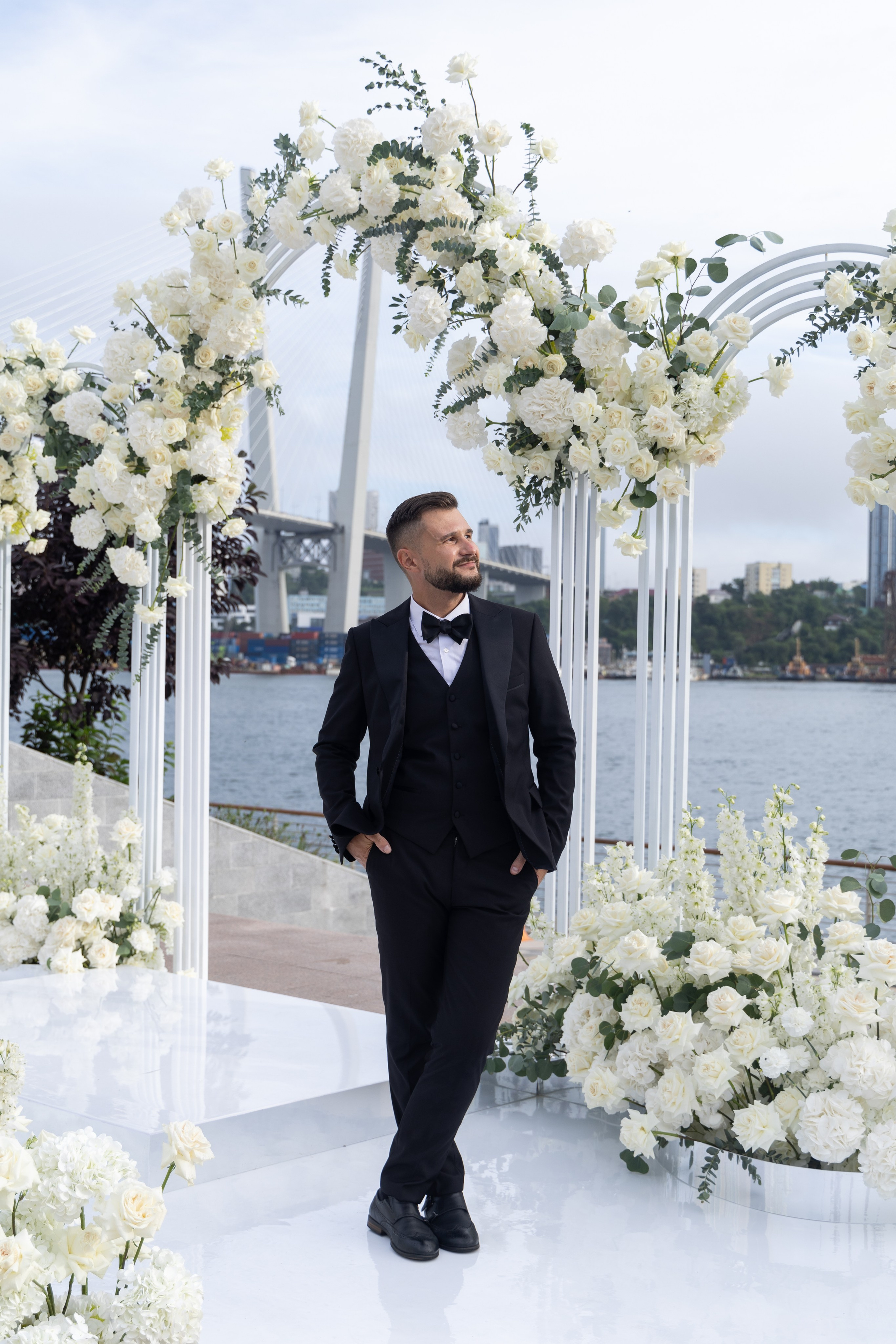 Проведение свадеб, корпоративов, дней рождений и юбилеев - Владивосток. Ведущий Дмитрий Ширяев