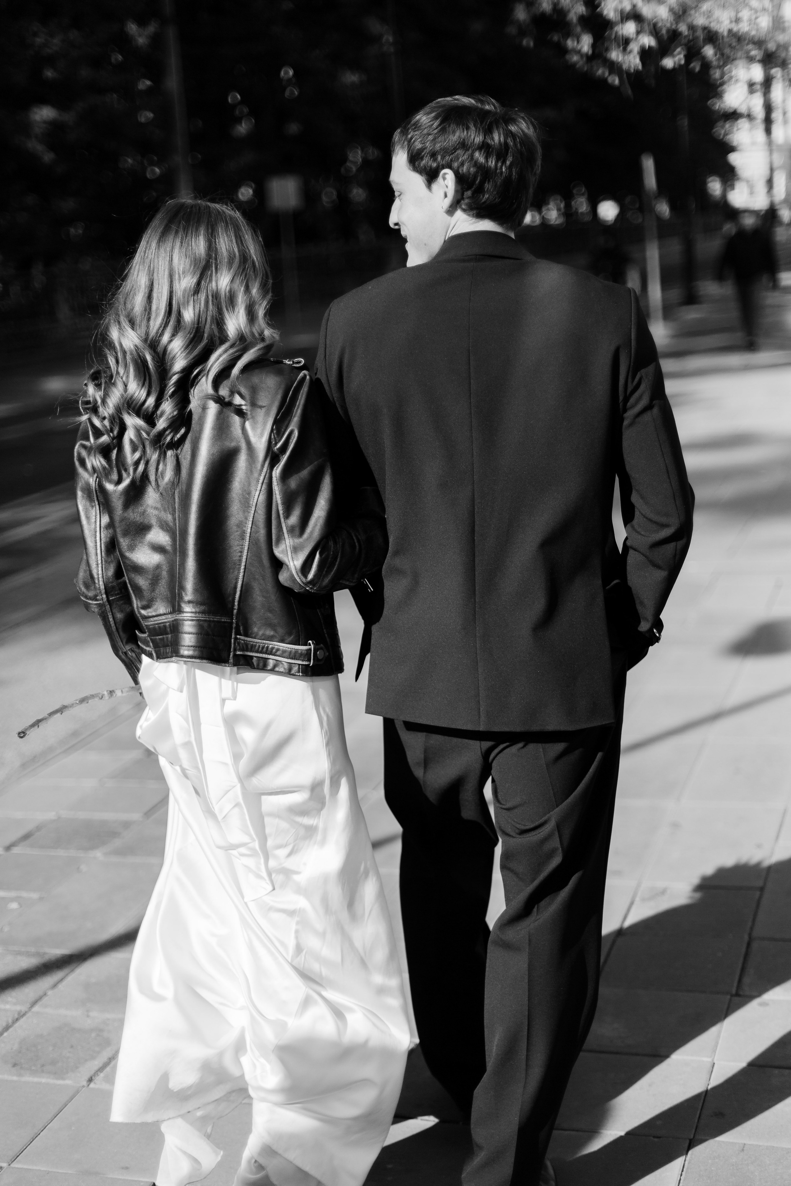 Свадебная прогулка по Патриаршим Прудам, свадебный фотограф Москва