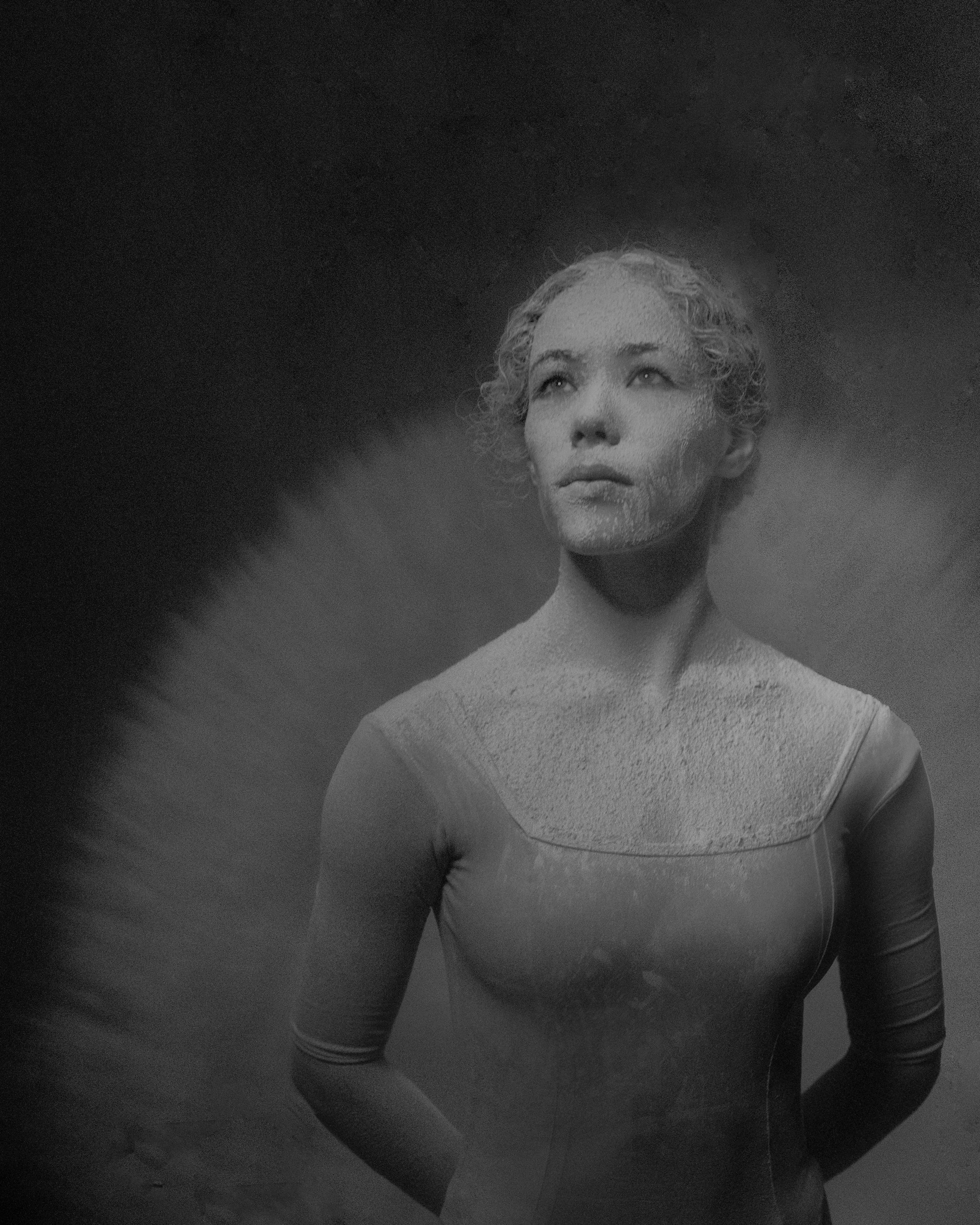 Съемка с тальком портрет балерины с фактурой россыпи талька