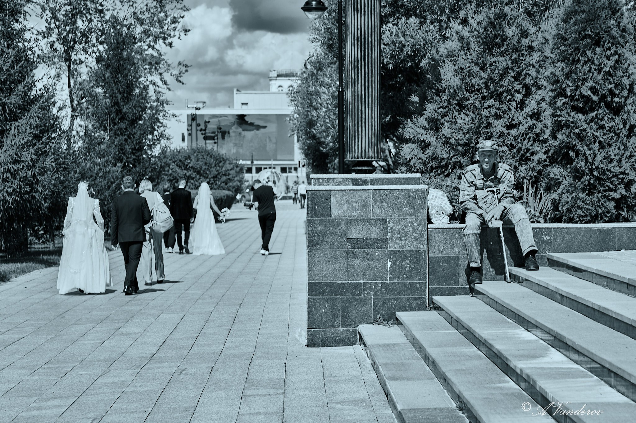 Короткая прогулка в центре города. Фотограф Омск | Александр Вандеров