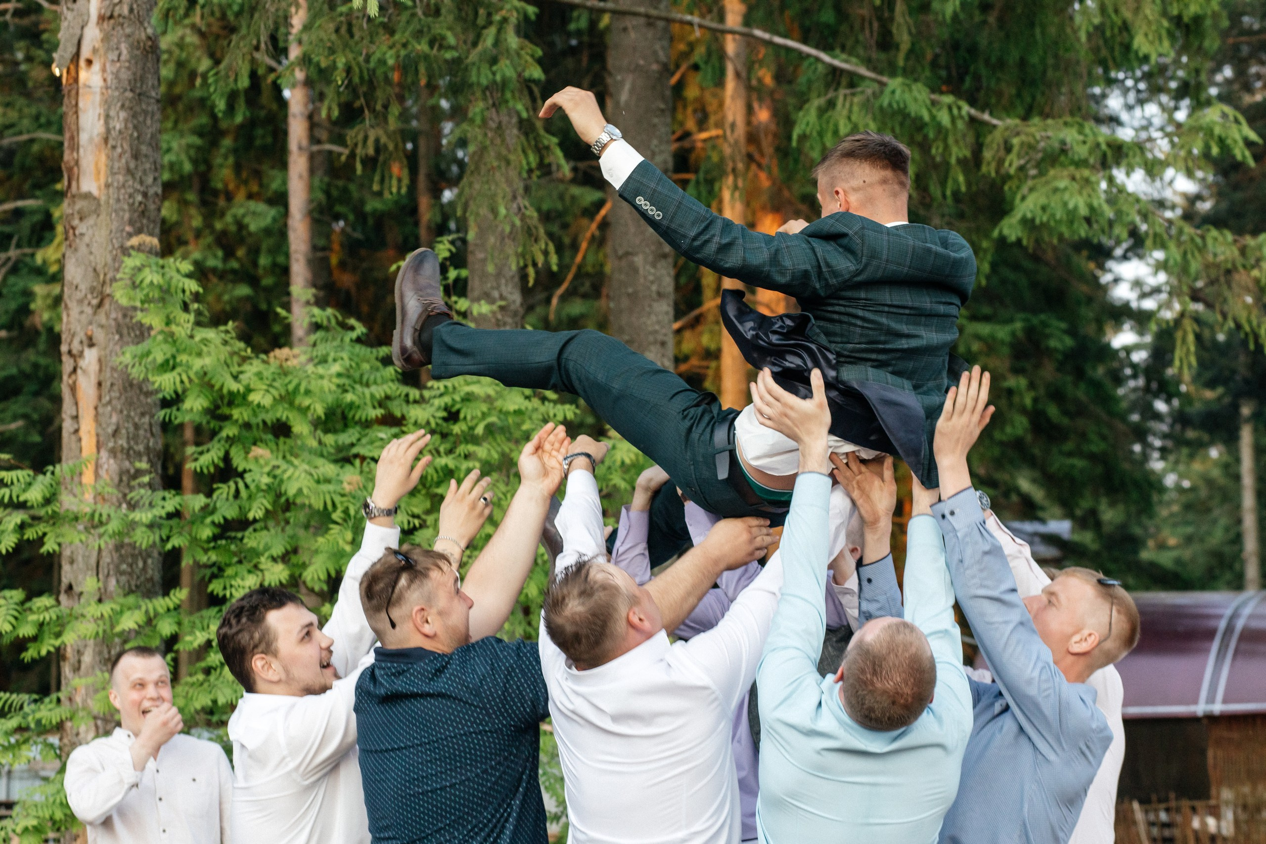 А & Ю | Камерная свадьба под открытым небом. Свадебный фотограф Настя Шелл г. Череповец