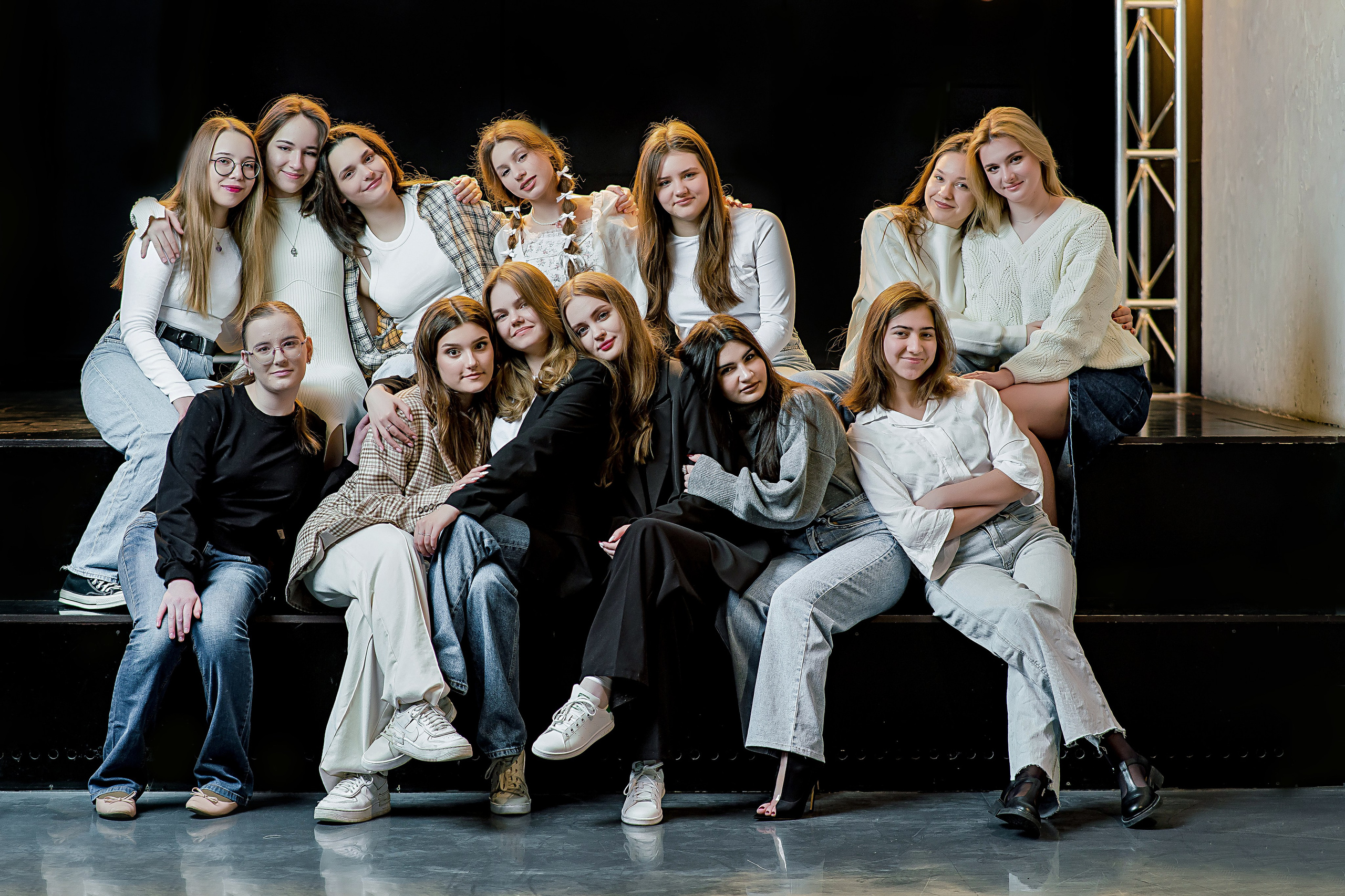 Гимназия № 14 Ростов-на-Дону. Современные Выпускные Альбомы в Ростове-на-Дону